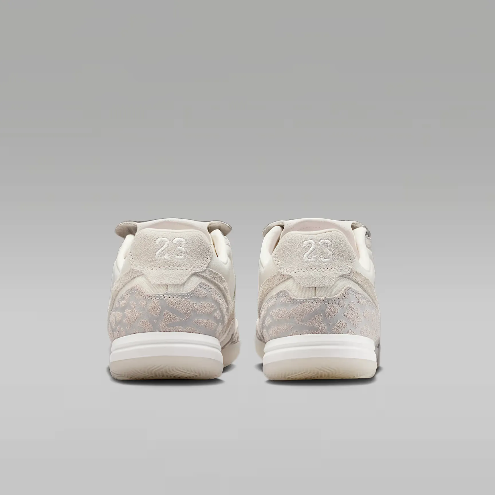 000000_Jordan-Tiempo-Streetgato-SE_PHANTOM_II7579-016_img5