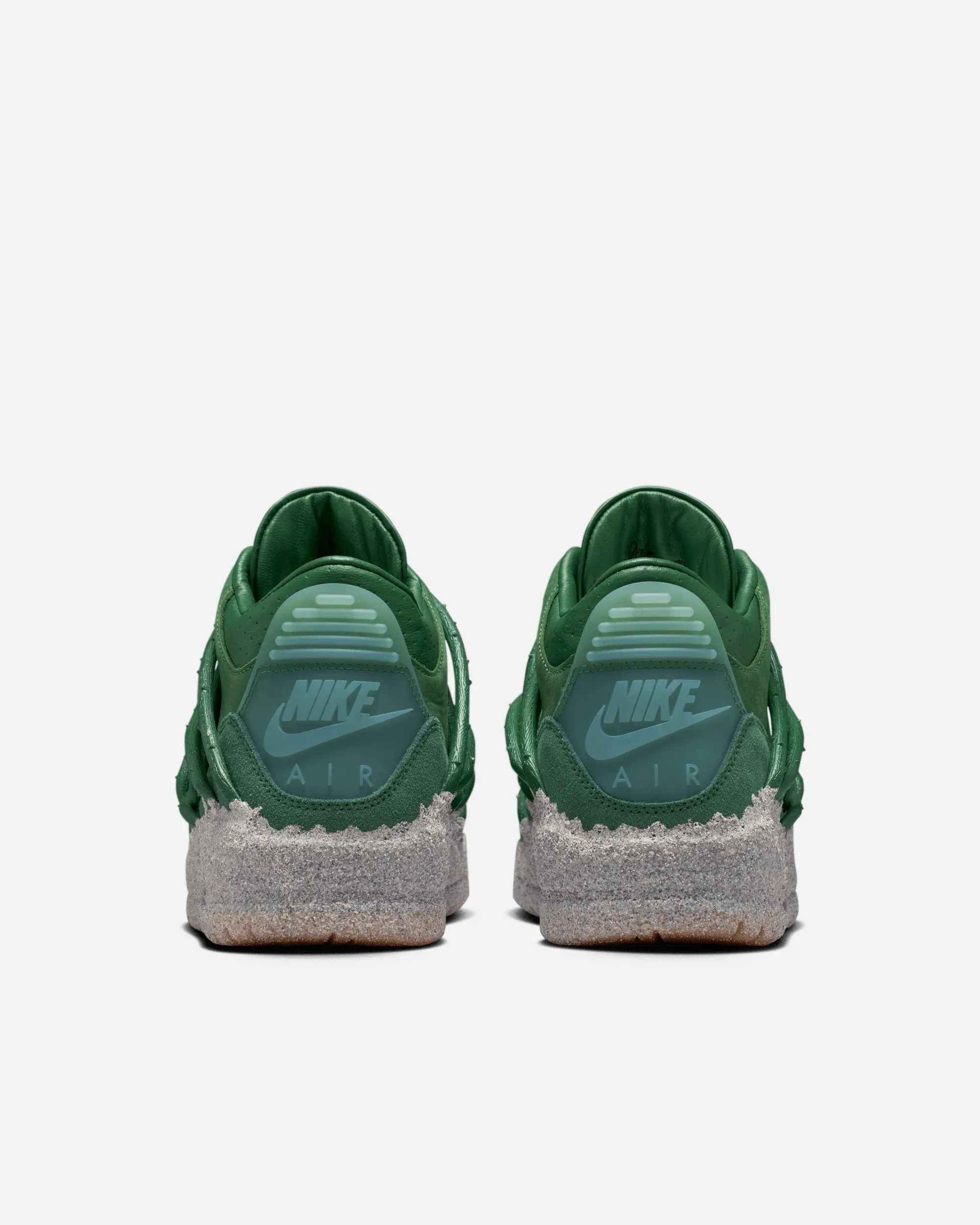 000000_Teyana-Taylor-x-Air-Jordan-3-SP-WMNS_CONCRETE-ROSE_IF3097-300_img4