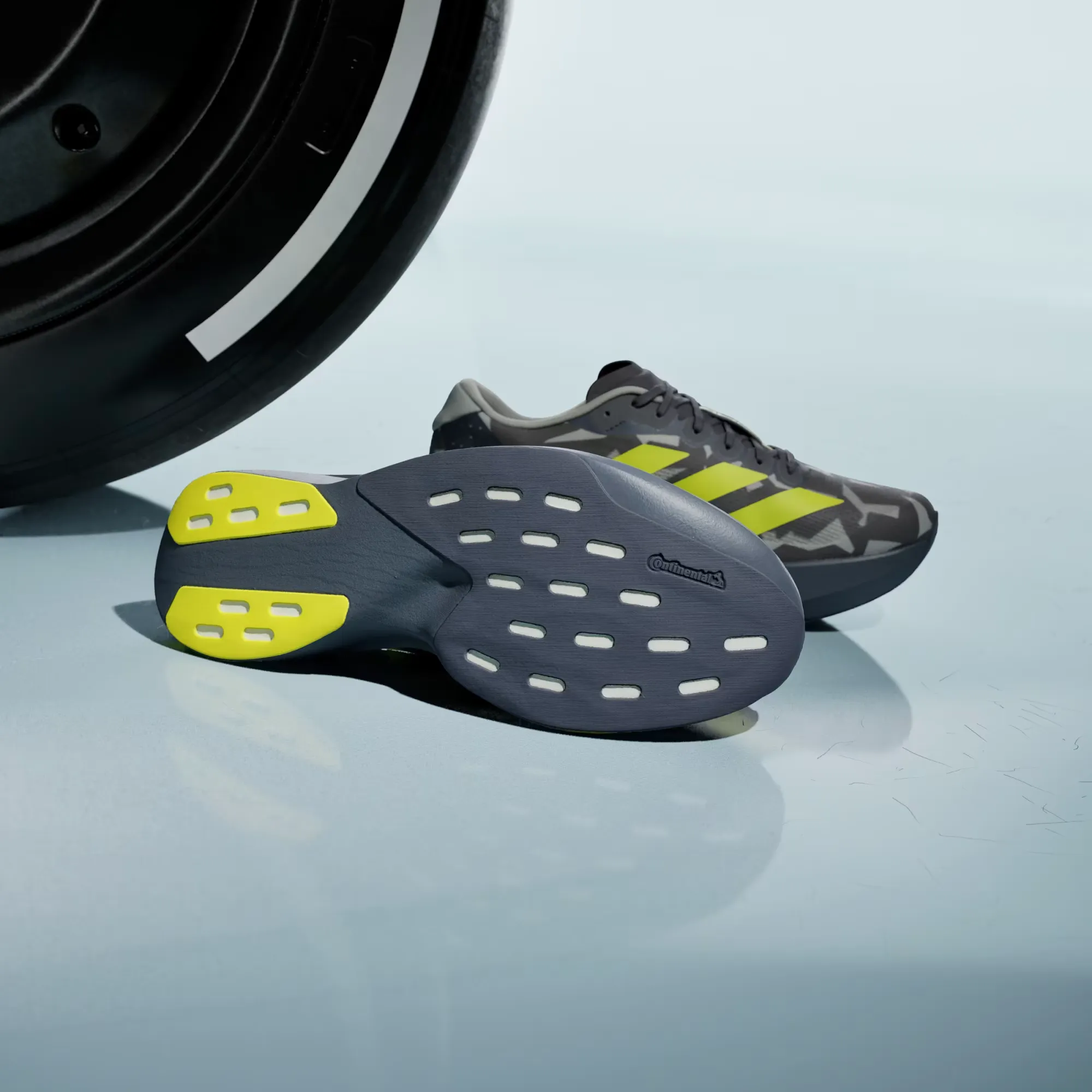 000000_adidas-Adizero-EVO-SL-AMG_AURORA-ONIX-ACID-YELLOW_KI7297_img2