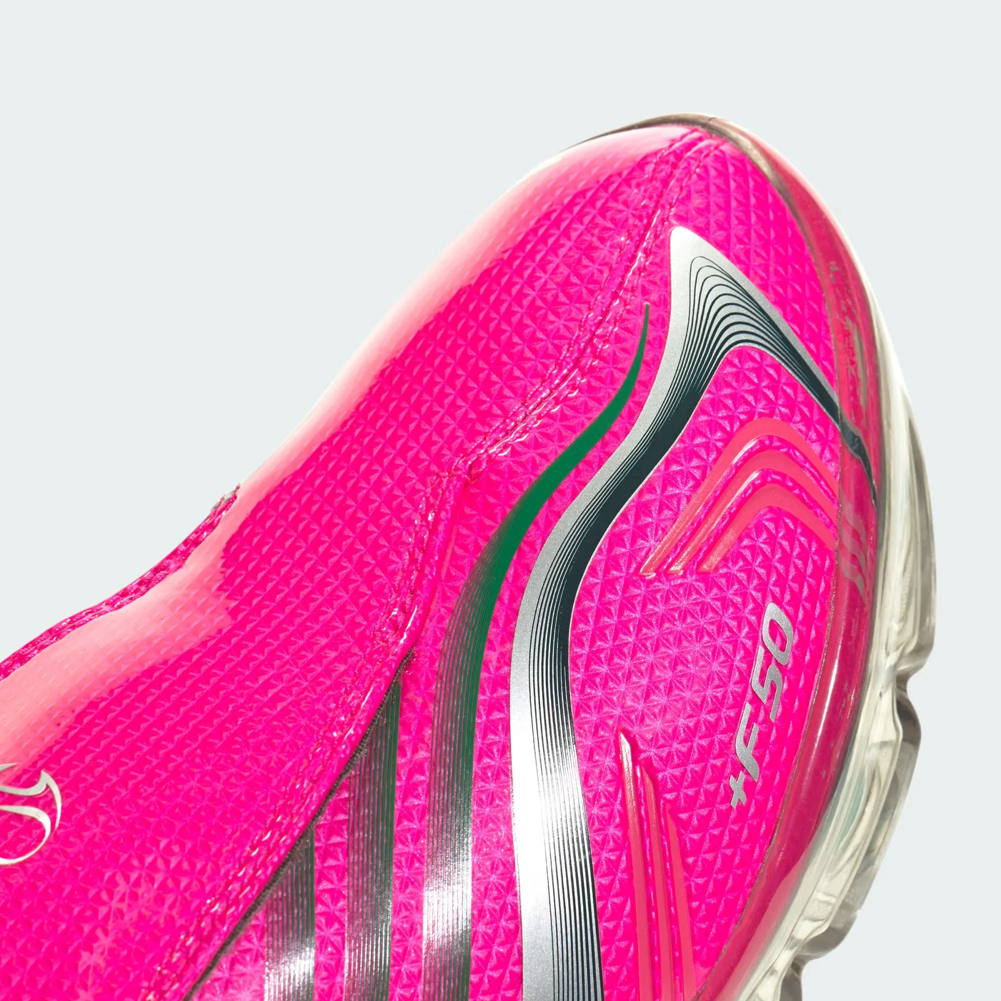 000000_adidas-F50-Walkable-WMNS_SHOCK-PINK-BOLD-GREEN_JQ9556_img7