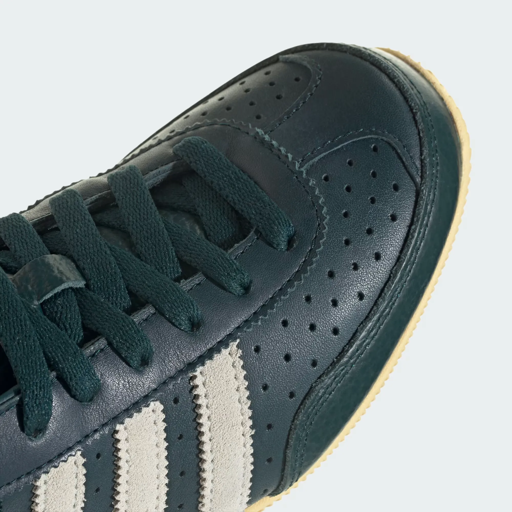 000000_adidas-Japan-Decon_AURORA-IVY-CREAM-WHITE-ORANGE-TINT_IH1630_img8