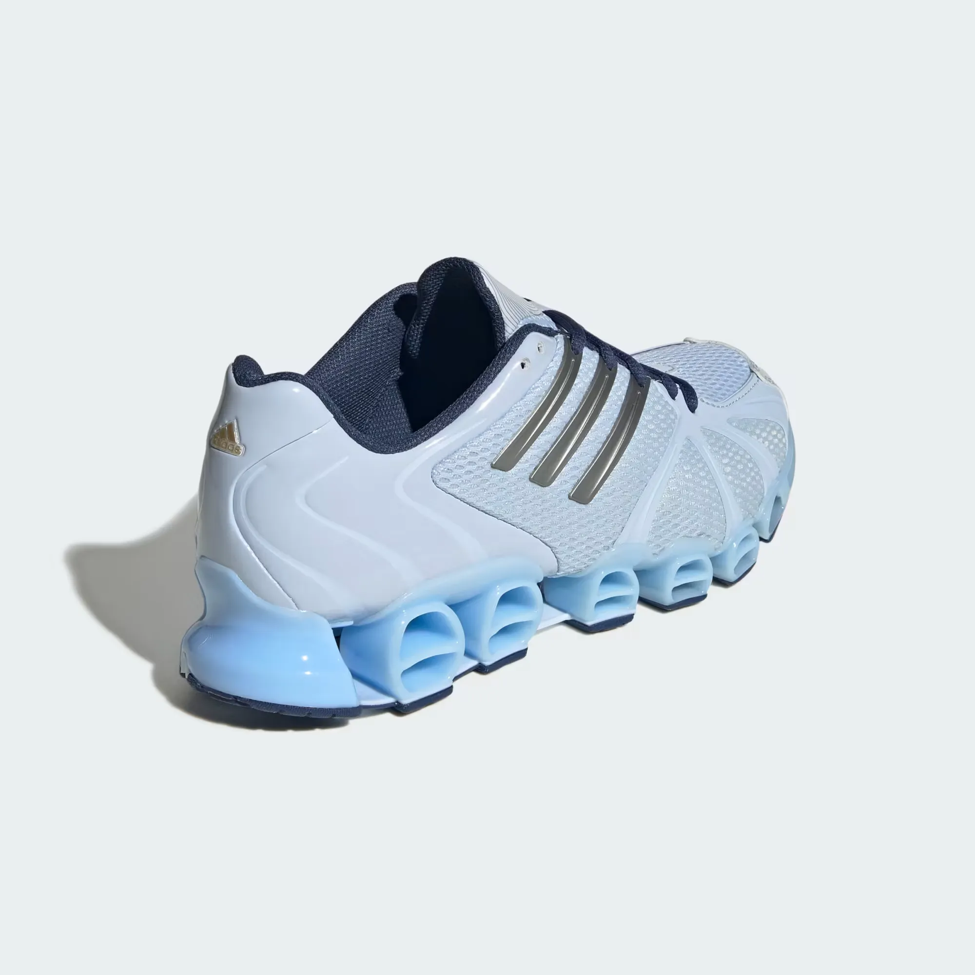000000_adidas-Mega-Ghostride-WMNS_CRYSTAL-SKY_IH4496_img4