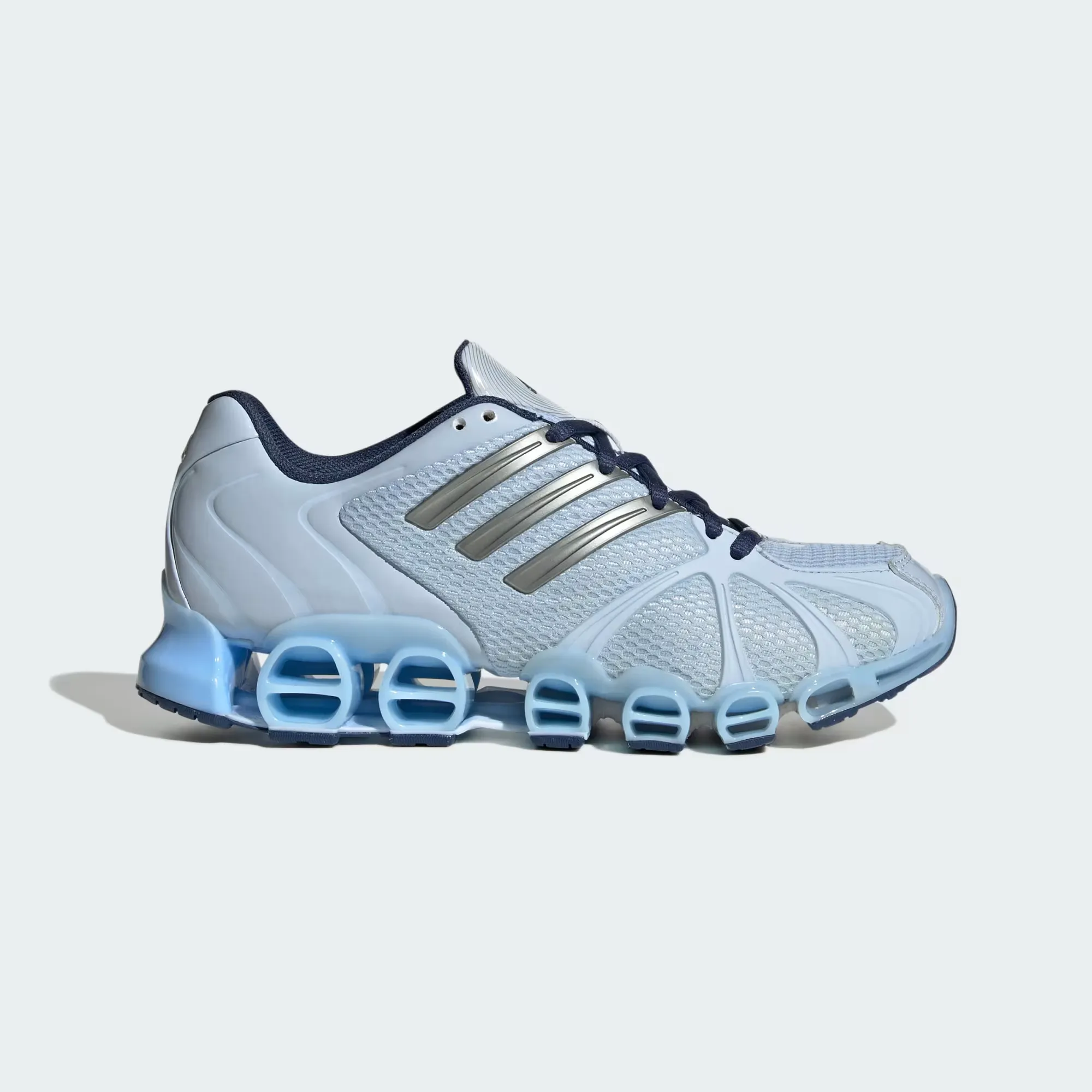 000000_adidas-Mega-Ghostride-WMNS_CRYSTAL-SKY_IH4496_img0