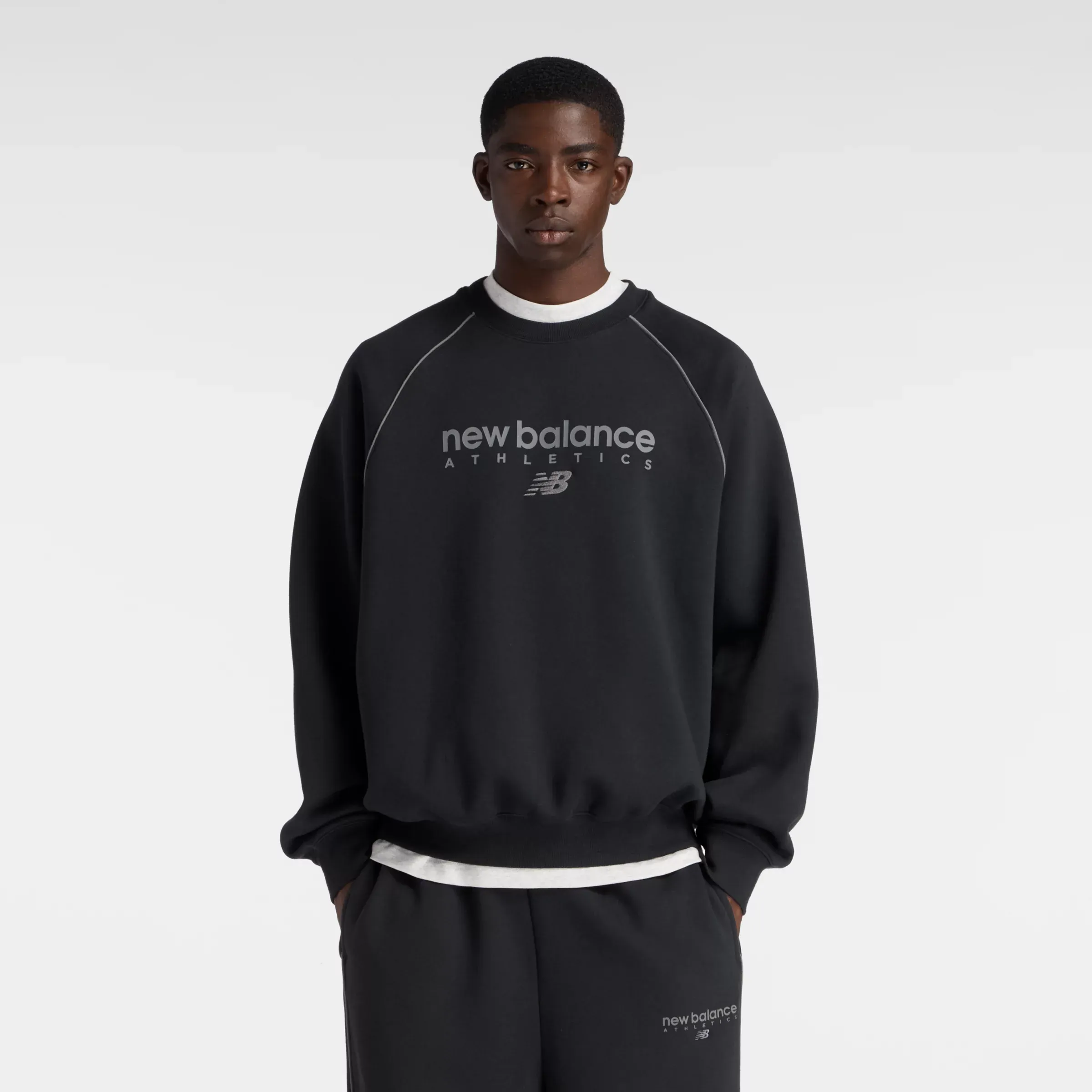 000000_New-Balance-Athletics-Trackside-Fleece-Crew_BLACK-CASTLEROCK_MT61U4JOBK_img0