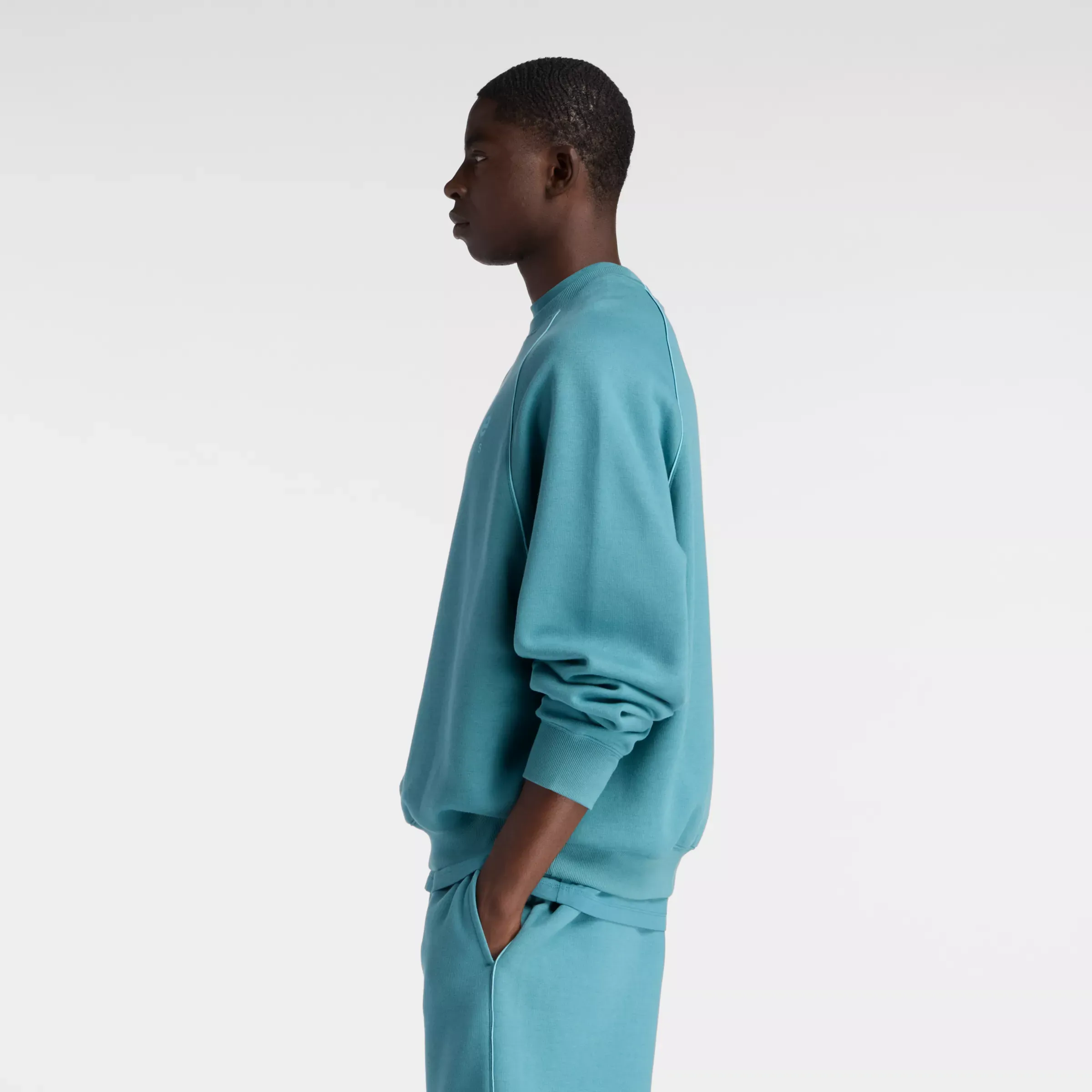 000000_New-Balance-Athletics-Trackside-Fleece-Crew_TEAL_MT61U4JOAAZ_img3