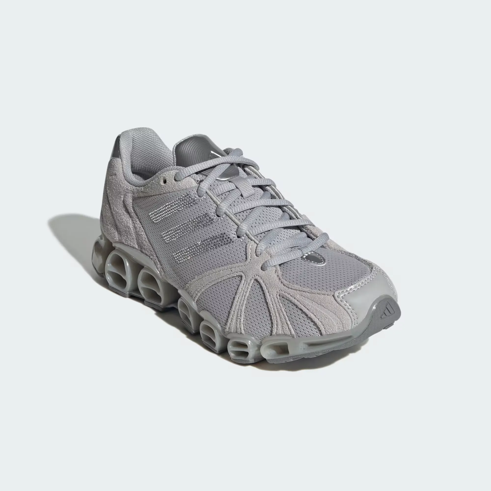 000000_adidas-Mega-Ghostride-WMNS_GREY-TWO-SILVER-METALLIC_IH4392_img4