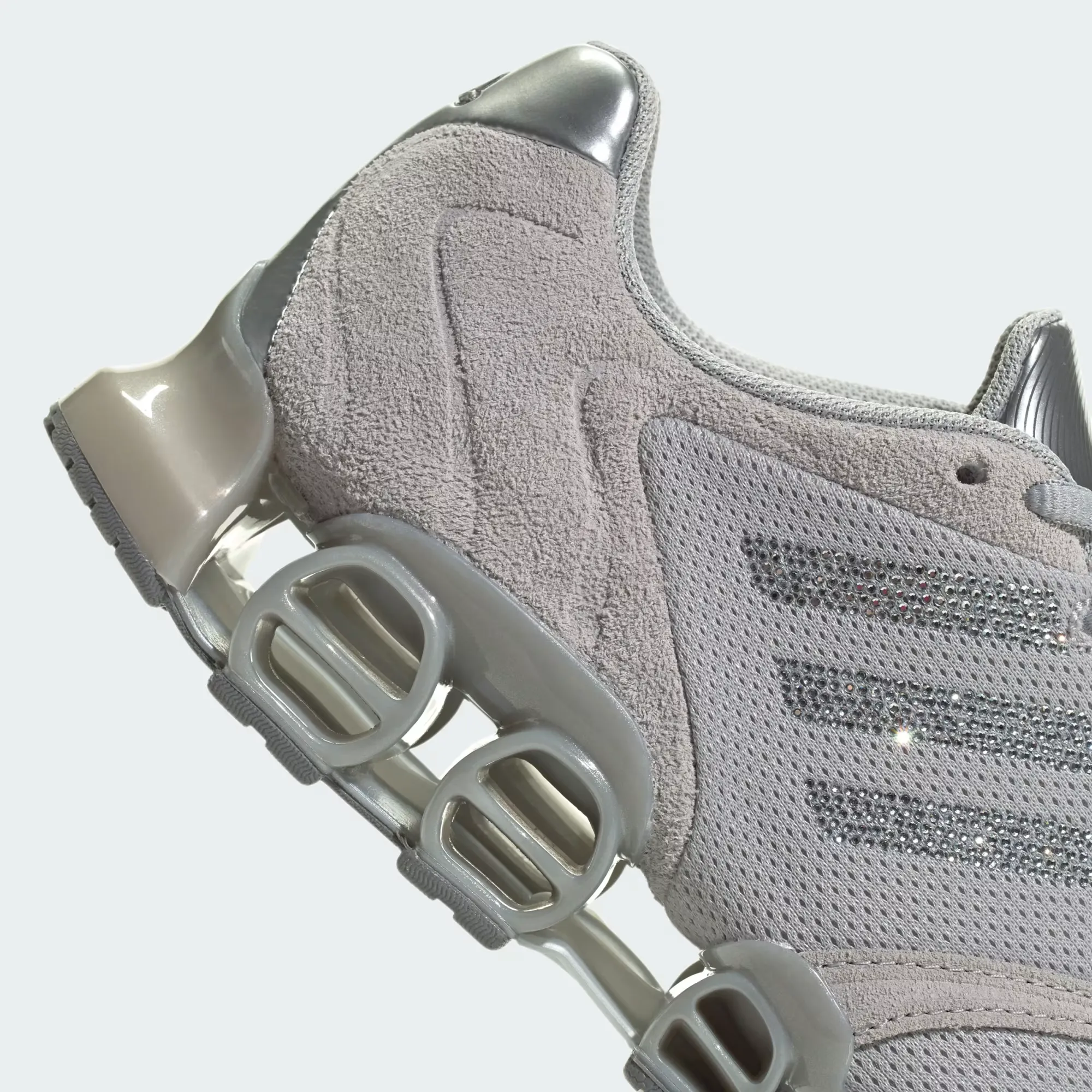 000000_adidas-Mega-Ghostride-WMNS_GREY-TWO-SILVER-METALLIC_IH4392_img8
