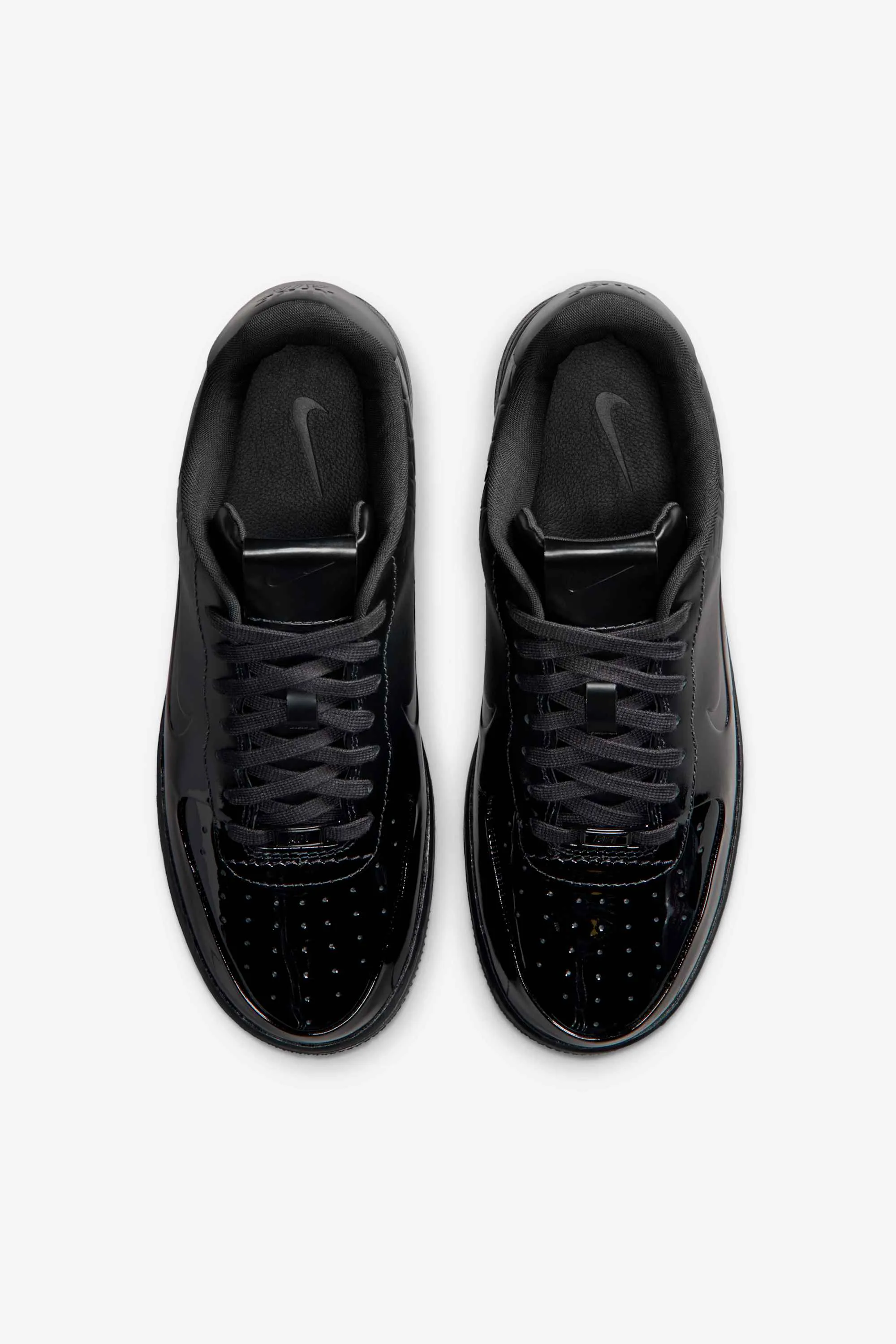 000000_Nike-Air-Force-1-WMNS_BLACK-IRON-GREY-SAIL_IF3201-001_img4