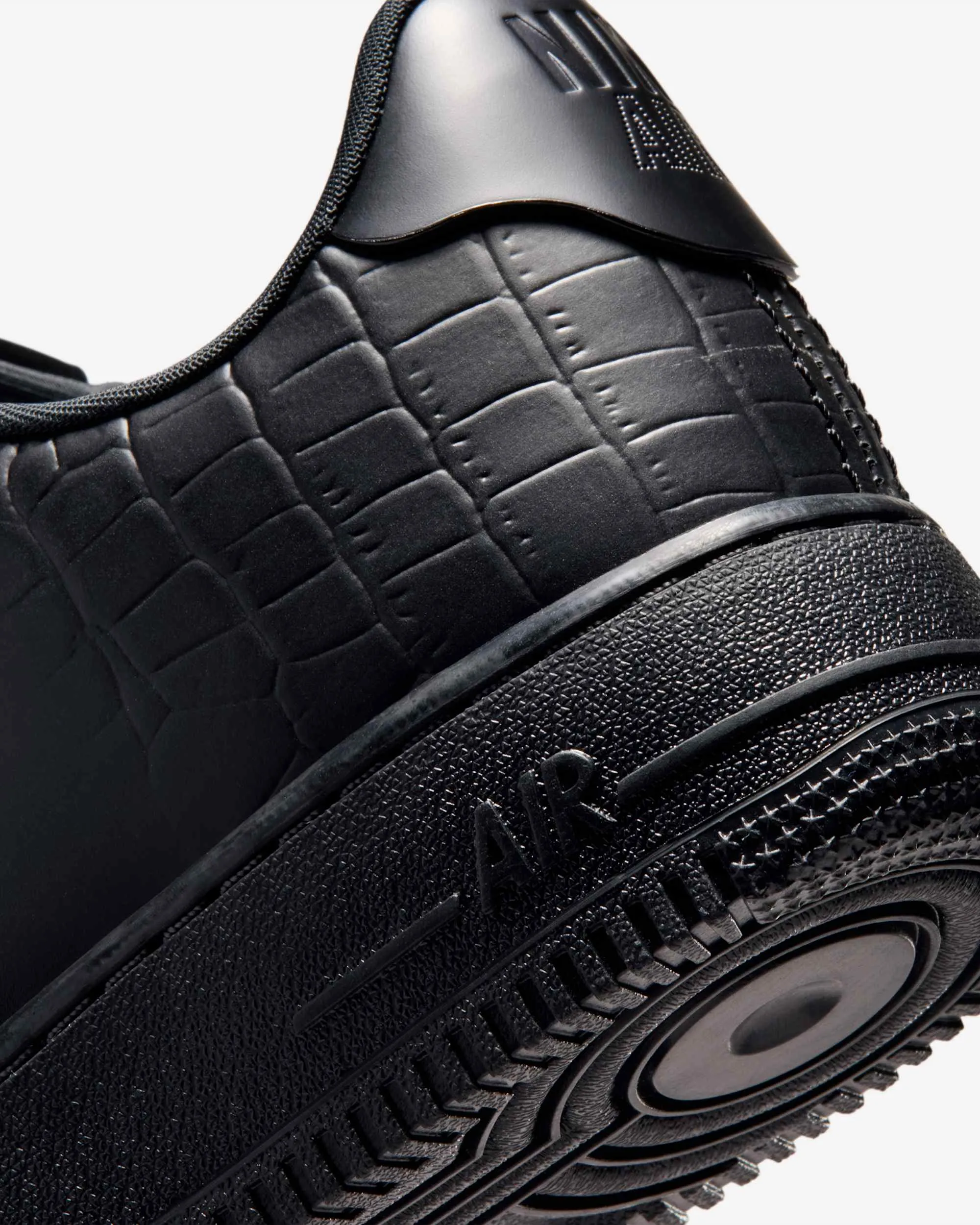 000000_Nike-Air-Force-1-WMNS_BLACK-IRON-GREY-SAIL_IF3201-001_img8