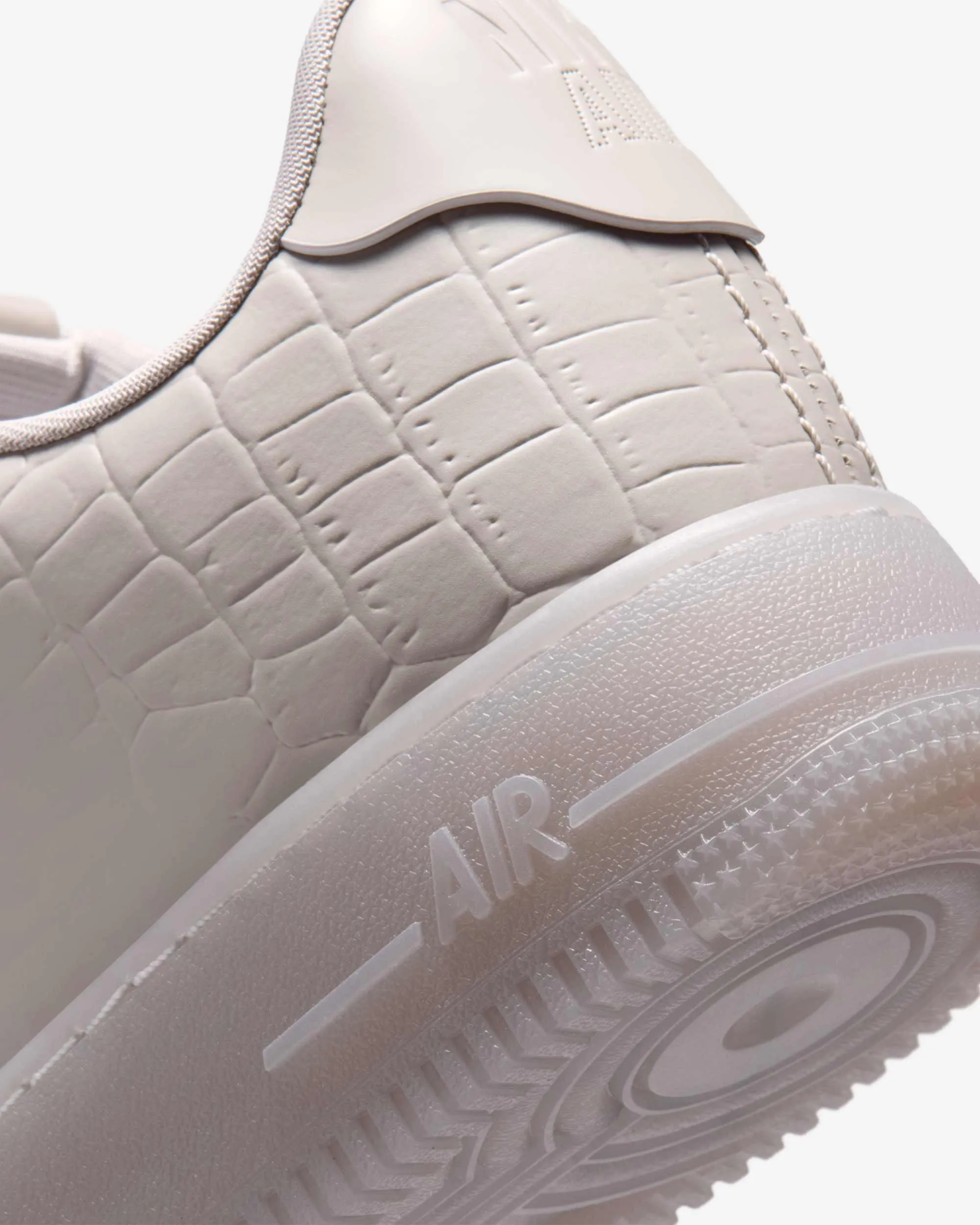 000000_Nike-Air-Force-1-WMNS-Made-in-Italy-_COLLEGE-GREY_IF3201-002_img7