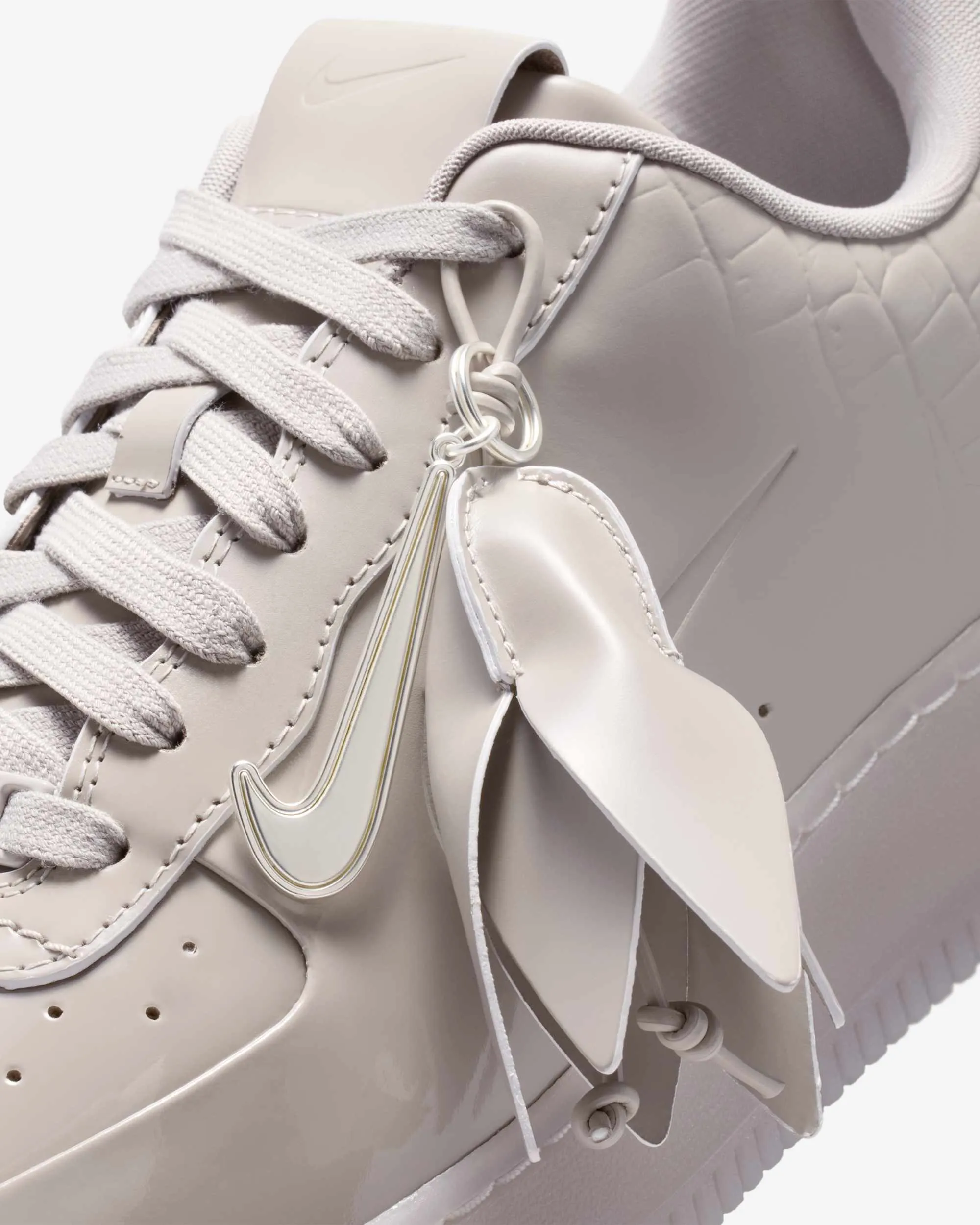 000000_Nike-Air-Force-1-WMNS-Made-in-Italy-_COLLEGE-GREY_IF3201-002_img9