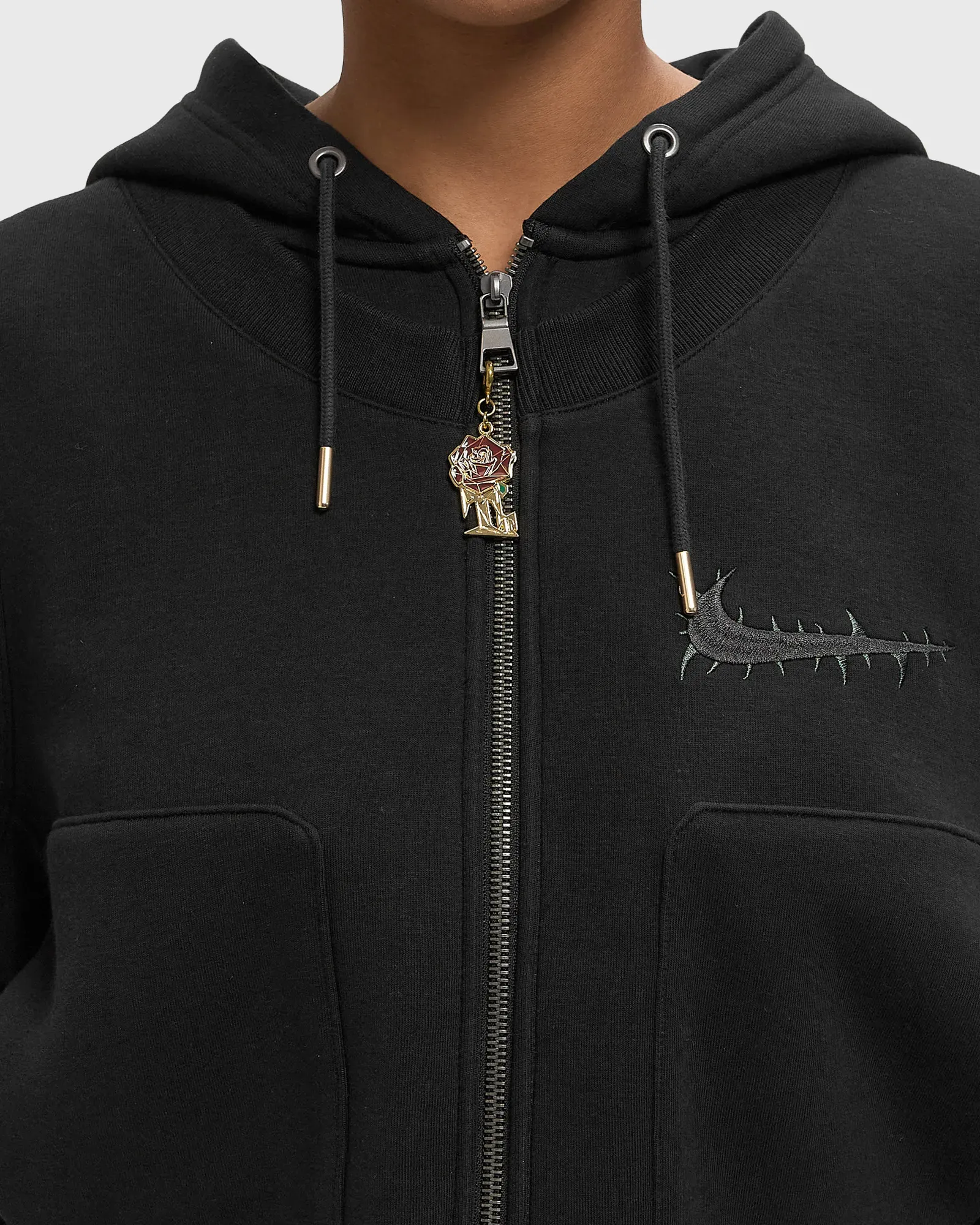 000000_Jordan-x-Teyana-Taylor-WMNS-Jumpsuit-SP_BLACK-GYM-RED_IM6350-010_img3