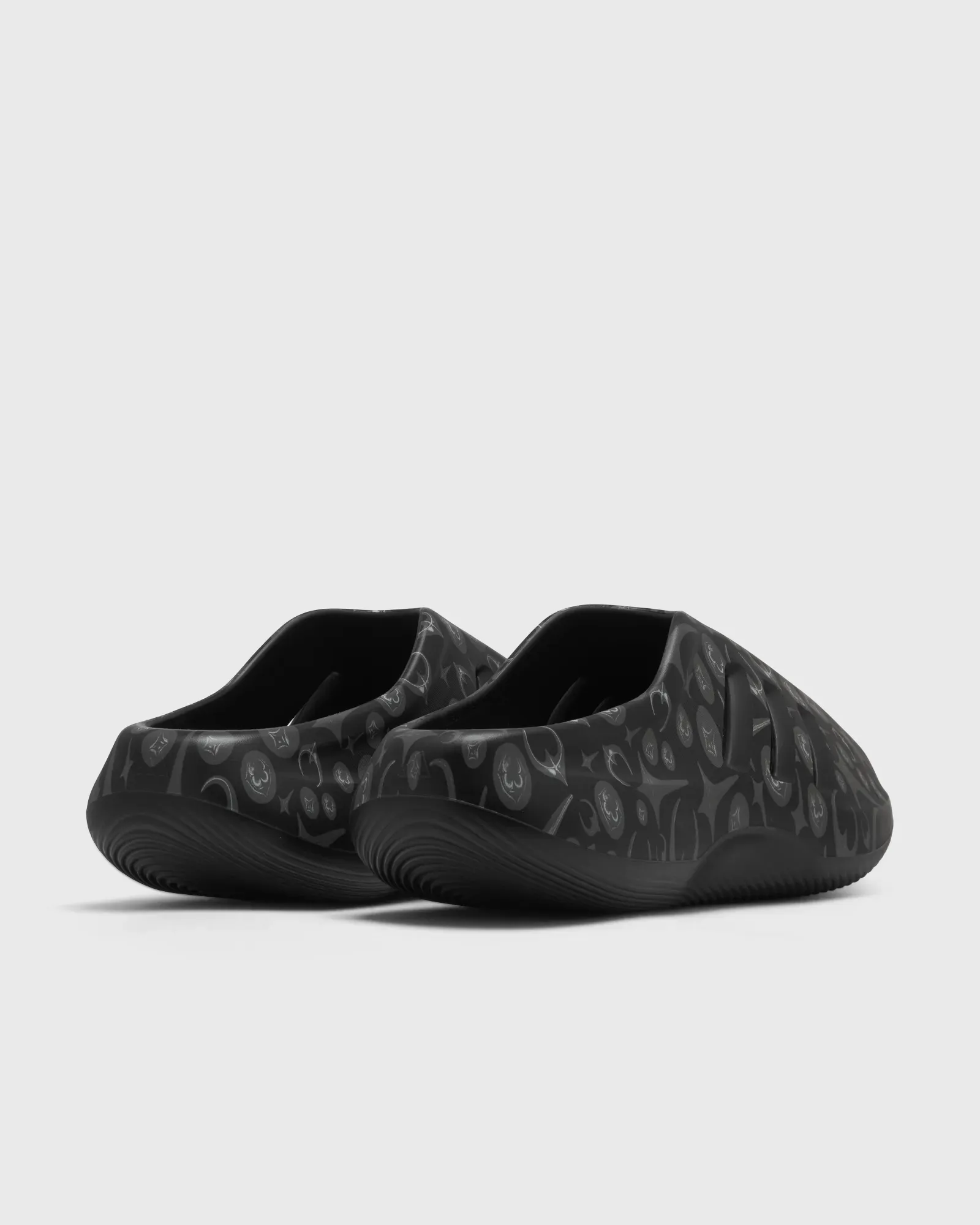 000000_adidas-x-Thug-Club-adiFOM-IIInfinity-M_CORE-BLACK_KI0825_img3