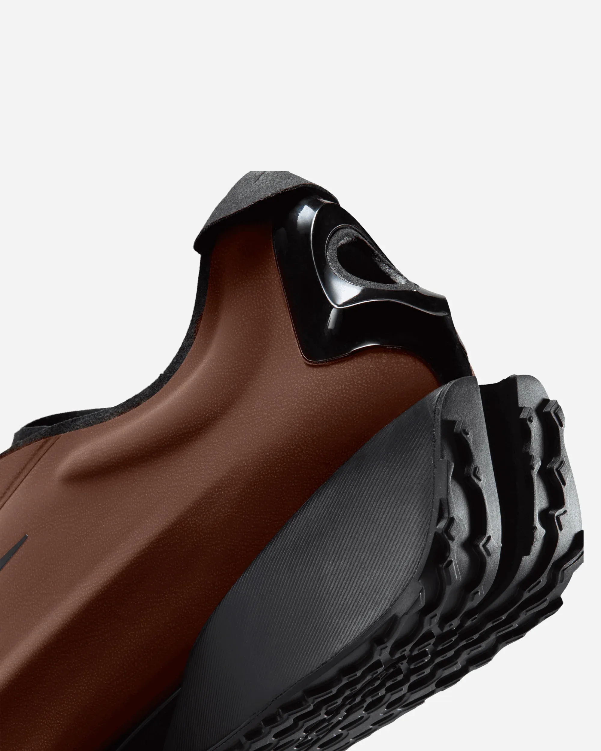 000000_Nike-First-Sight-Noir-WMNS_CACAO-BLACK-MTLC-DARK-GREY_HQ2409-200_img3