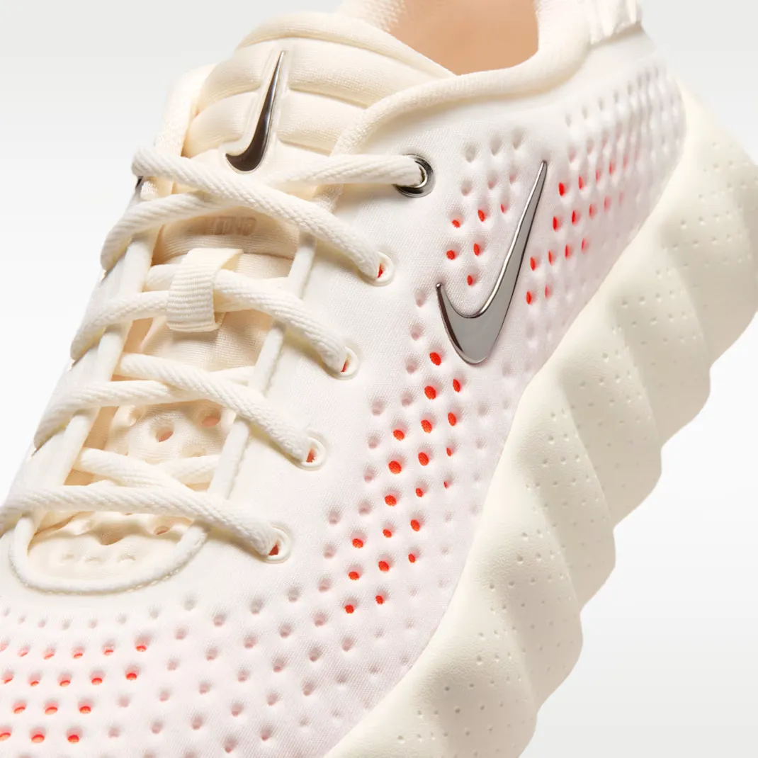 Nike-Mind-002-WMNS_Sail-Hyper-Crimson_HQ4310-100_img7