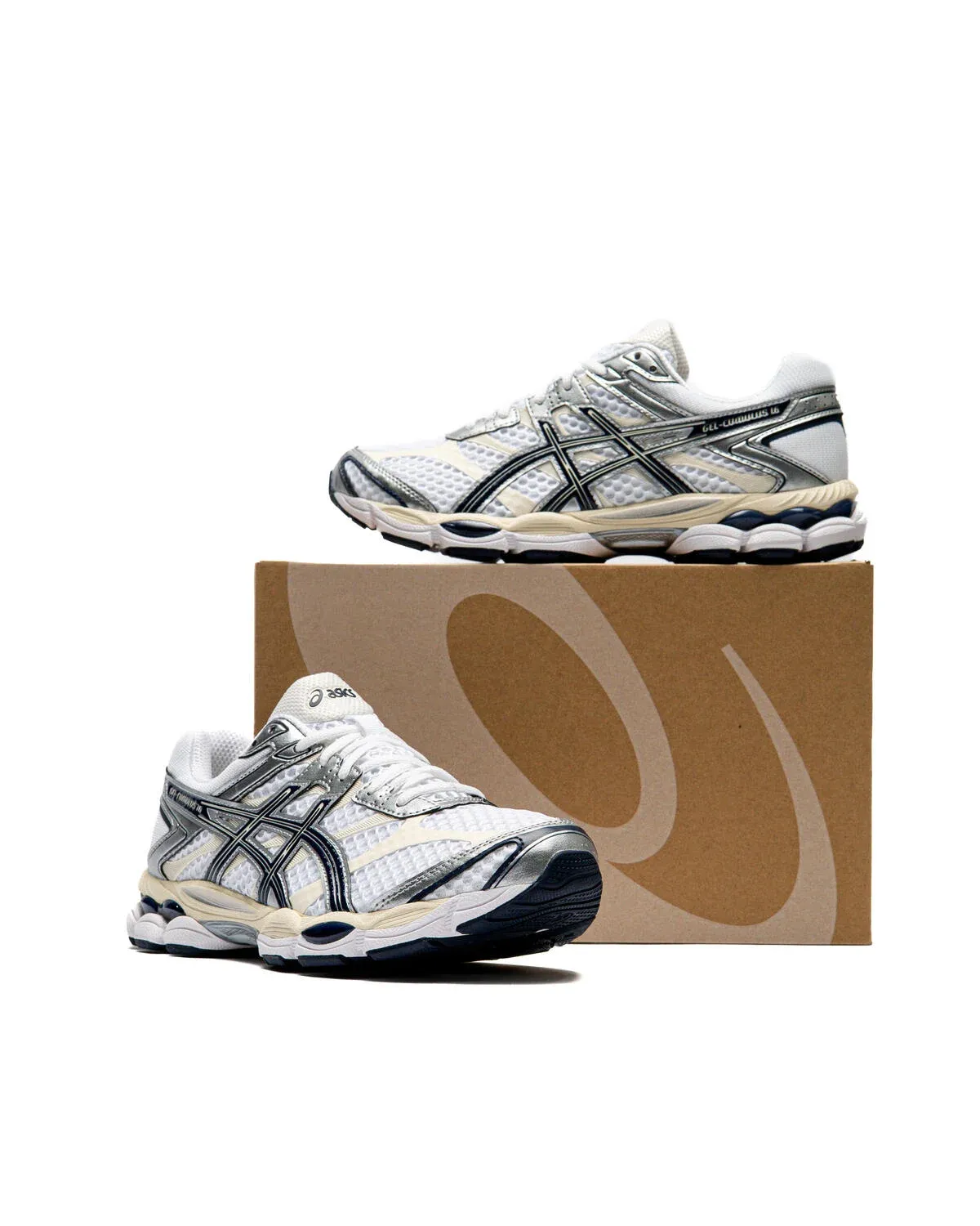 000000_Asics-GEL-CUMULUS-16_WHITE-MIDNIGHT_1203A733-103_img4