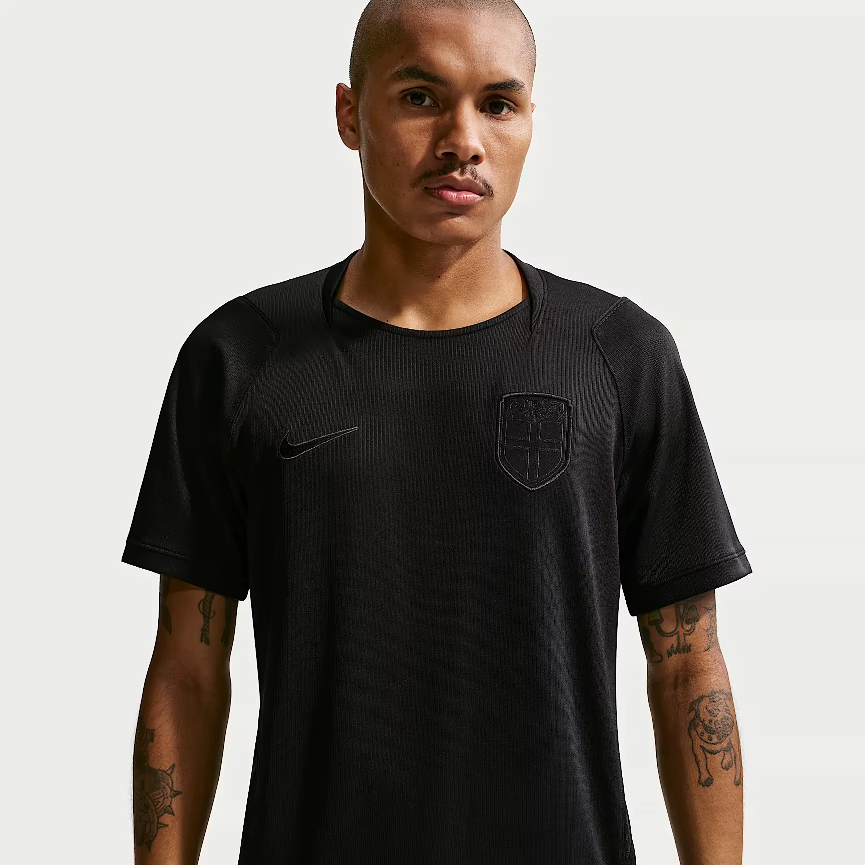 000000_Nike-Norvege-2026-Stadium-Exterieur-Replica-Jersey_BLACK_IB5381-010_img0