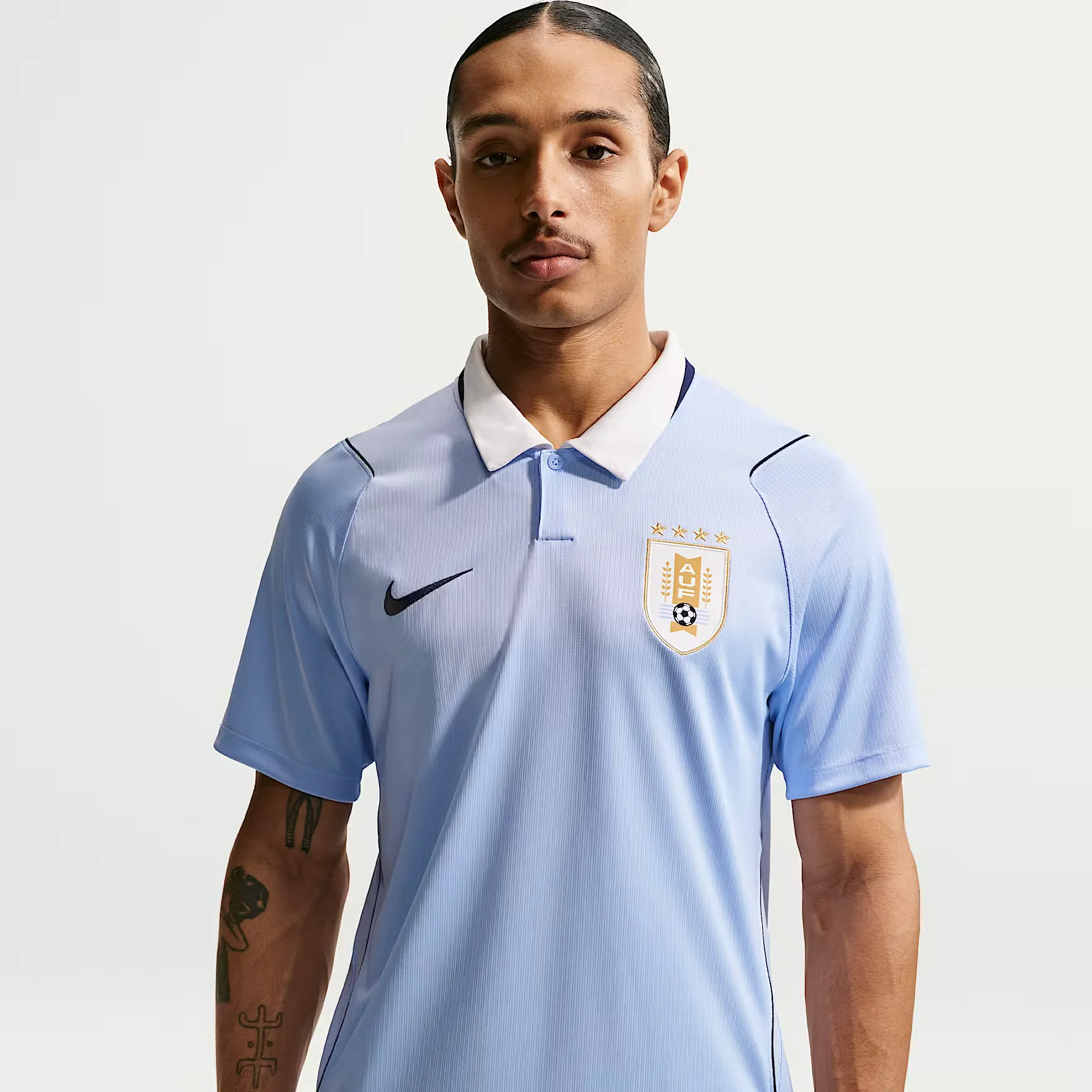 000000_Nike-Dri-FIT-Uruguay-2026-Stadium-Domicile-Replica-Jersey_Royal-Tint-Obsidian_IO4680-425_img0