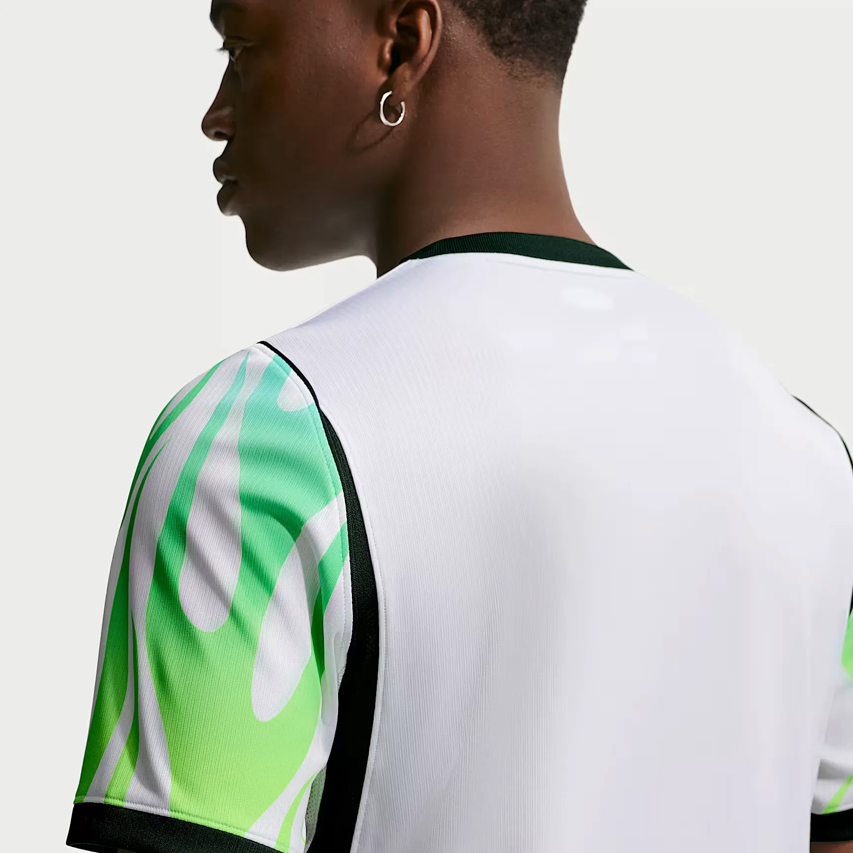 000000_Nike-Nigeria-2026-Dri-FIT-Stadium-Away-Jersey_White-Green-Glow-Black_IB5376-100_img1