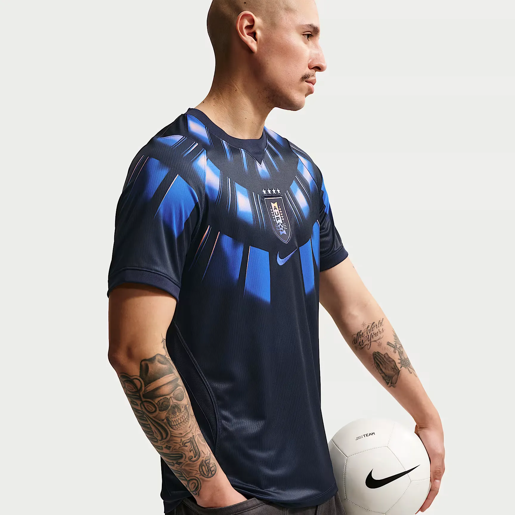 000000_Nike-Dri-FIT-Uruguay-2026-Stadium-Exterieur-Jersey_Obsidian-Hyper-Royal_IO4681-451_img2