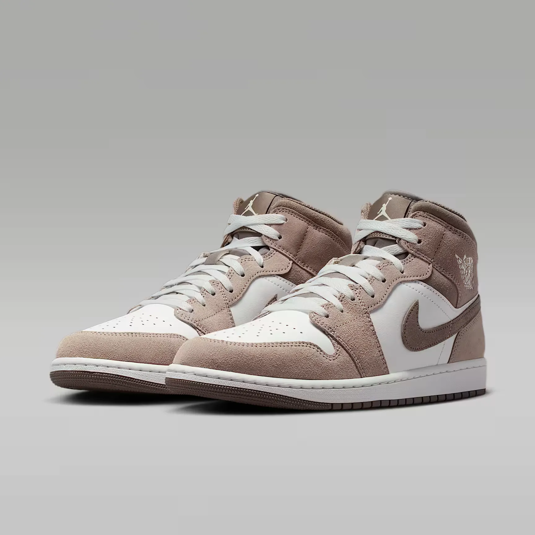 Air Jordan 1 Mid 