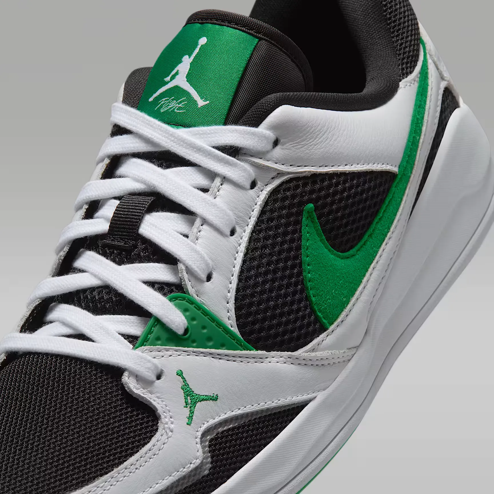 000000_Jordan-CMFT-Era_Black-Lucky-Green_HJ6777-012_img6