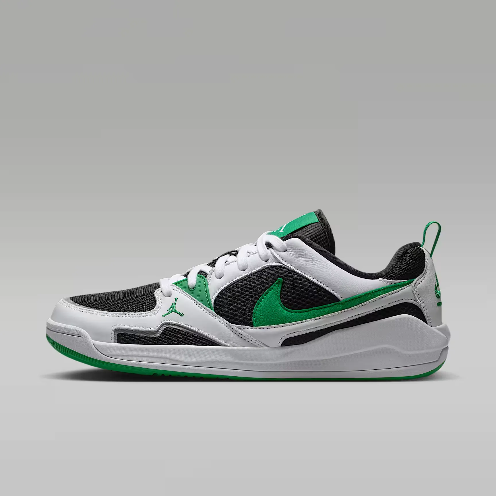 000000_Jordan-CMFT-Era_Black-Lucky-Green_HJ6777-012_img0