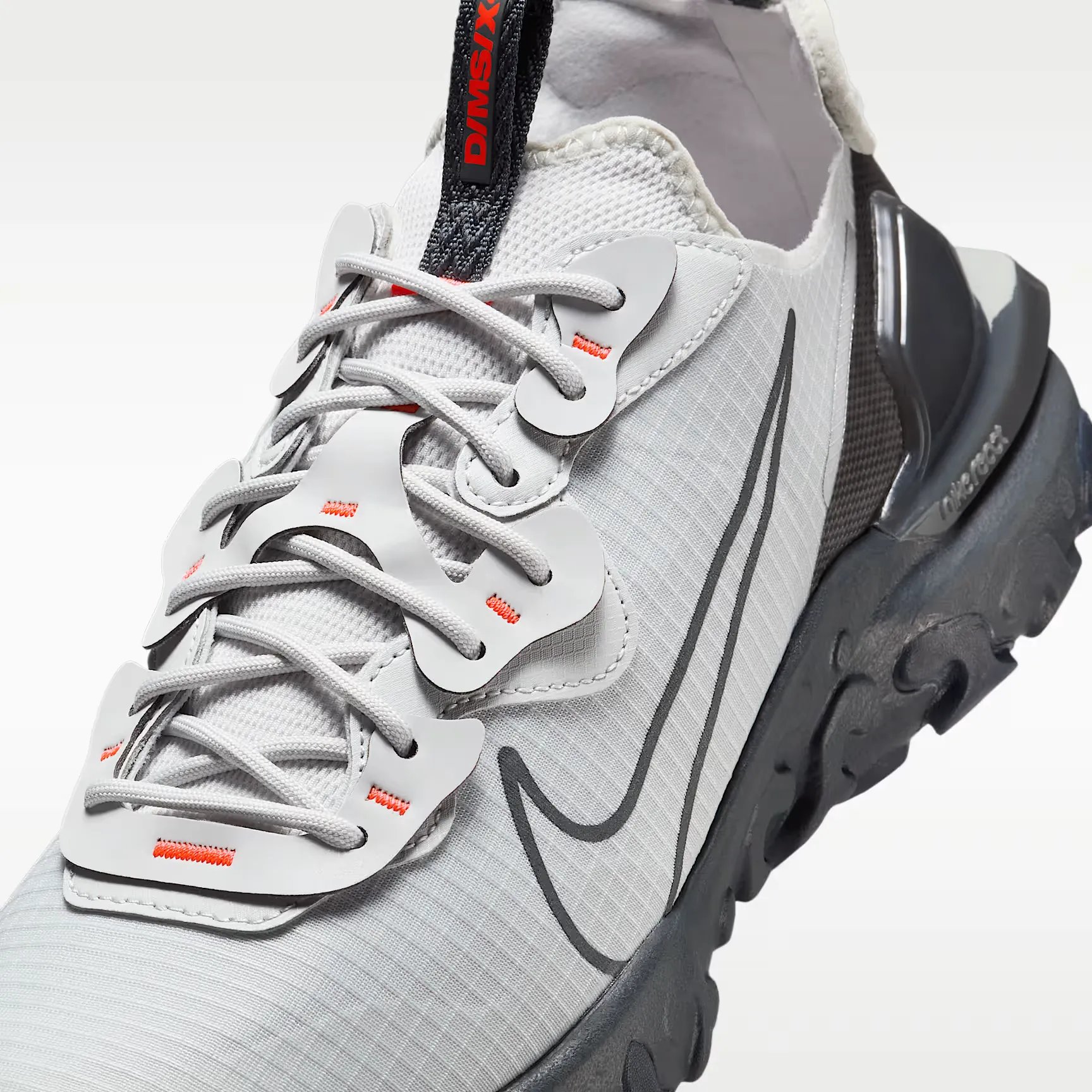 000000_Nike-React-Vision_Photon-Dust-Bright-Crimson_HQ3819-002_img6