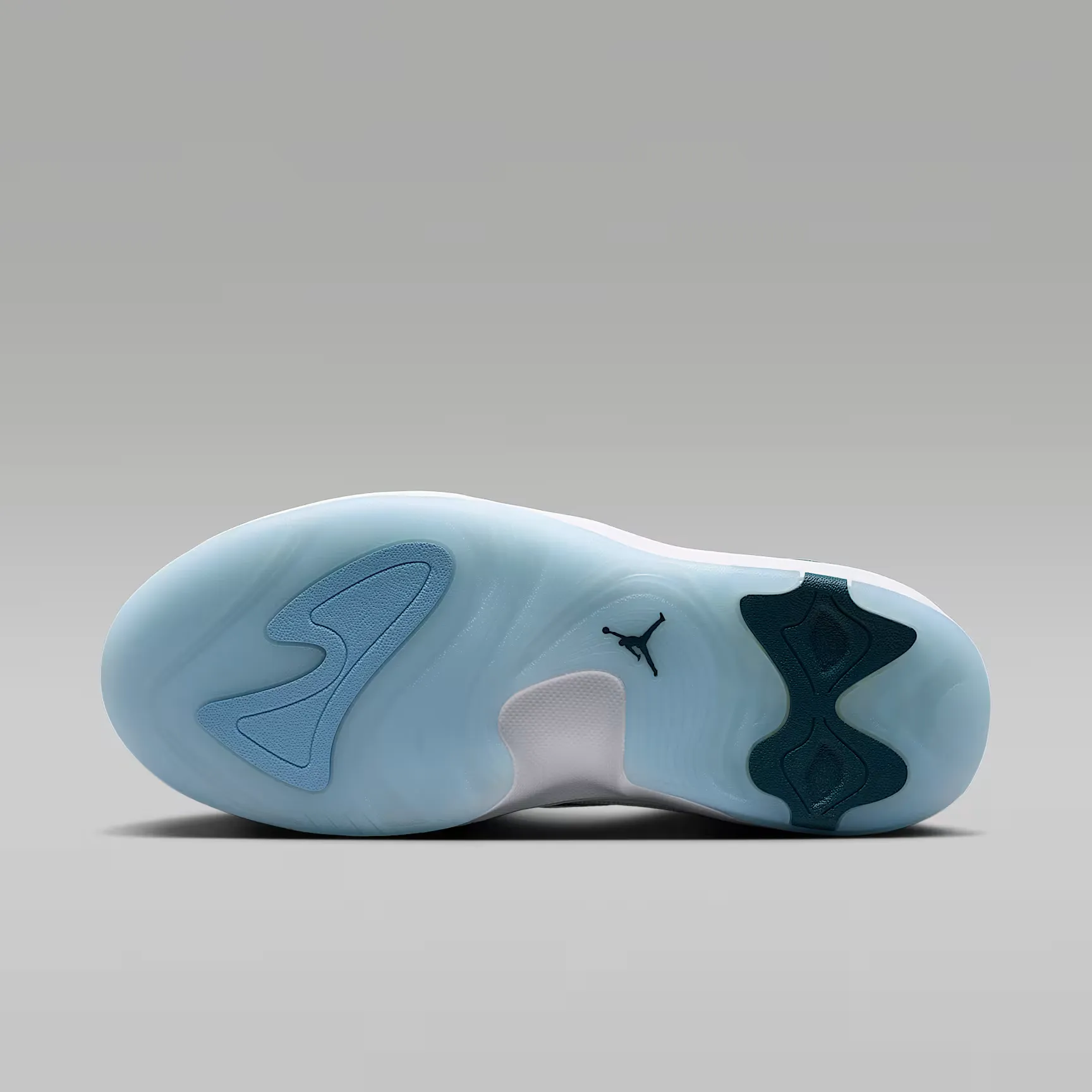 000000_Jordan-Max-Aura-7_Squadron-Blue_HQ2091-402_img1