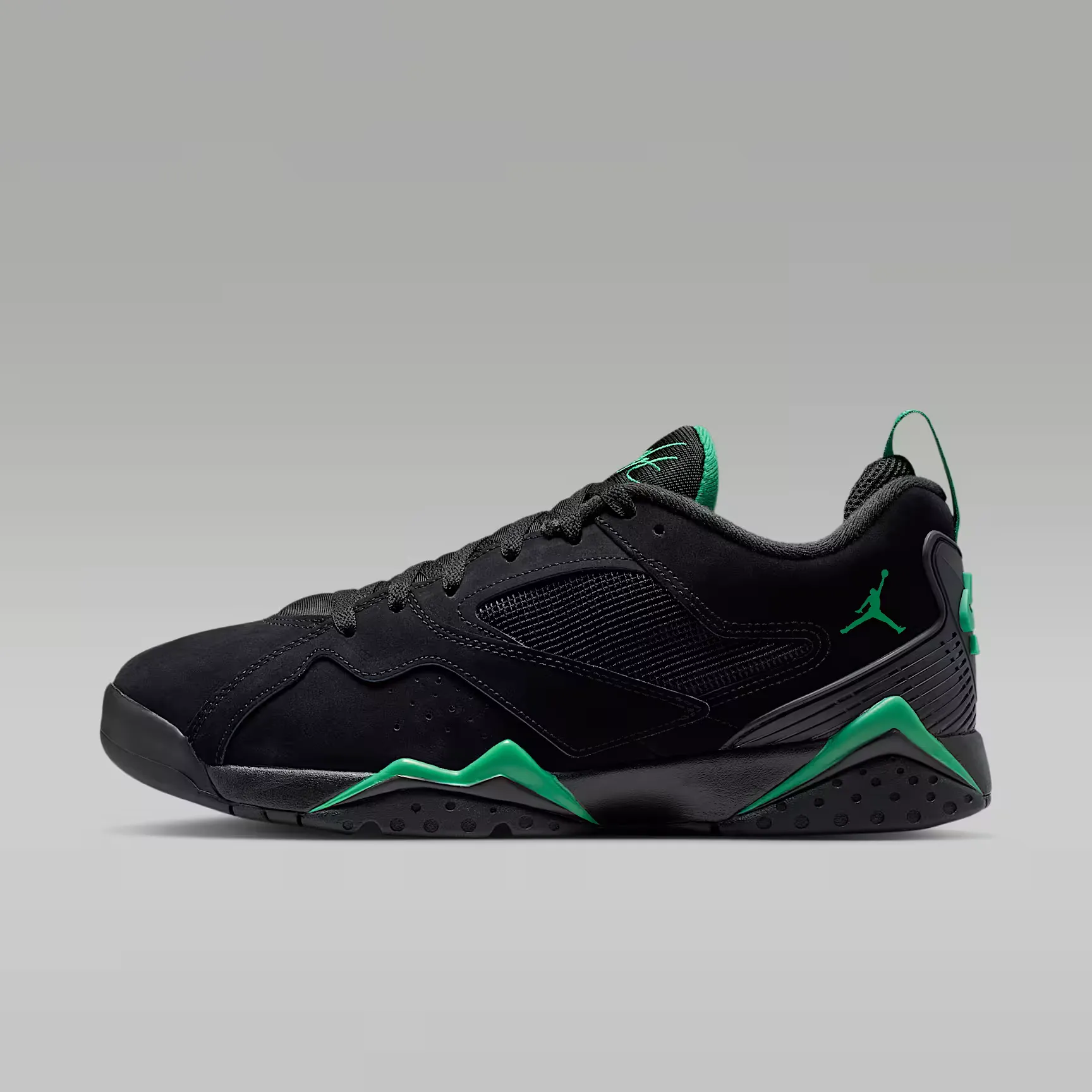 000000_Air-Jordan-MVP-92_Black-Lucky-Green_HQ3950-012_img0