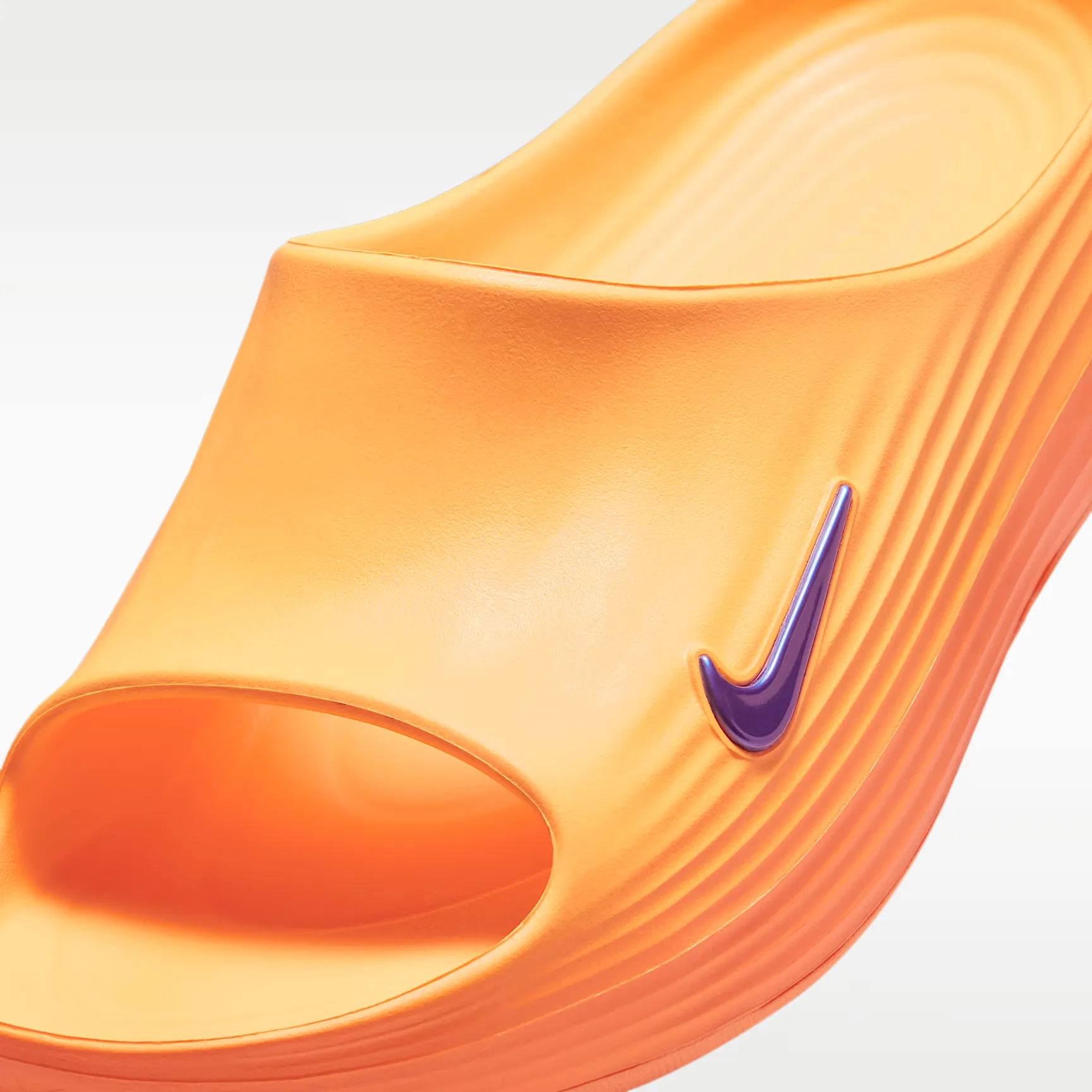 Nike ReactX Rejuven8 