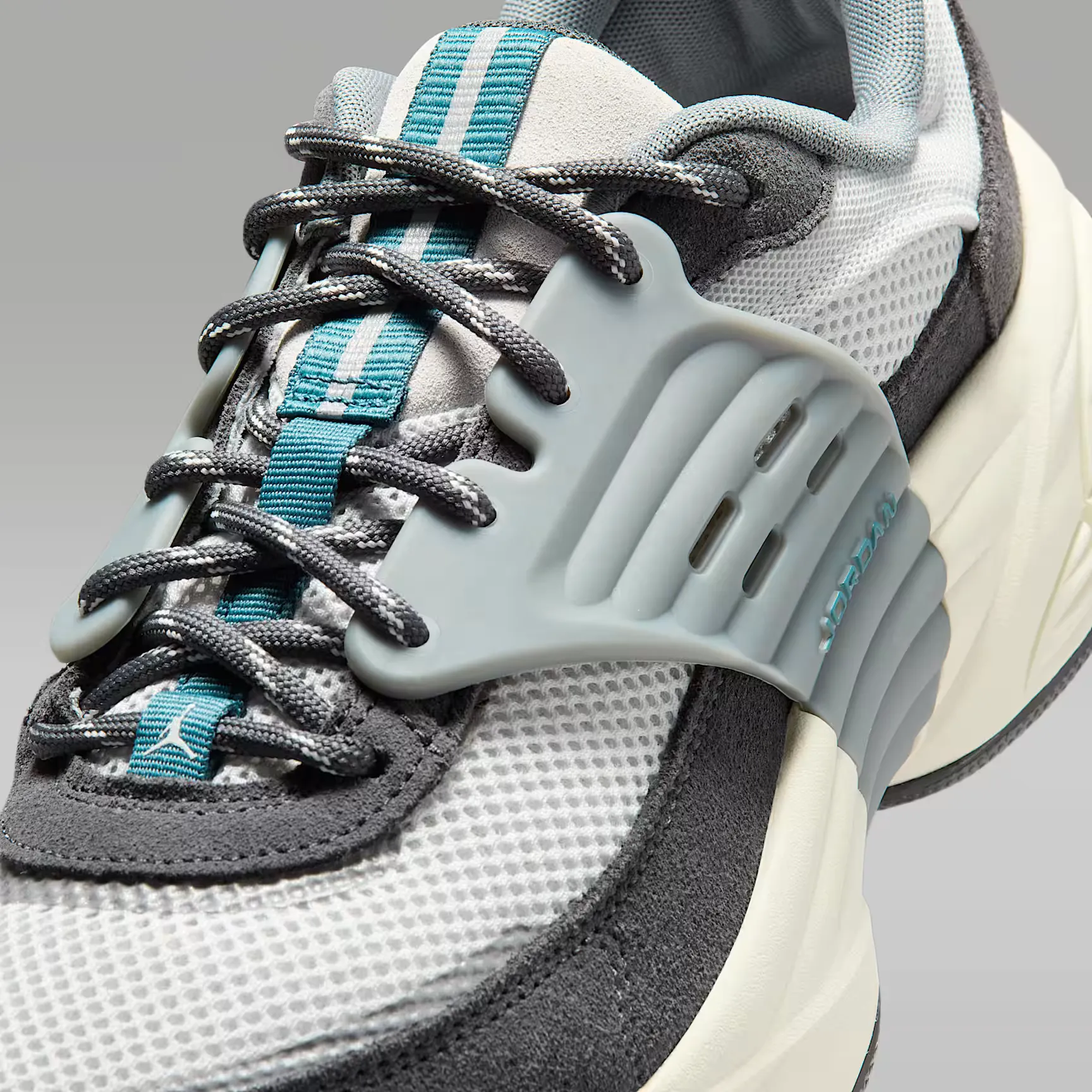Jordan Trunner O/S 