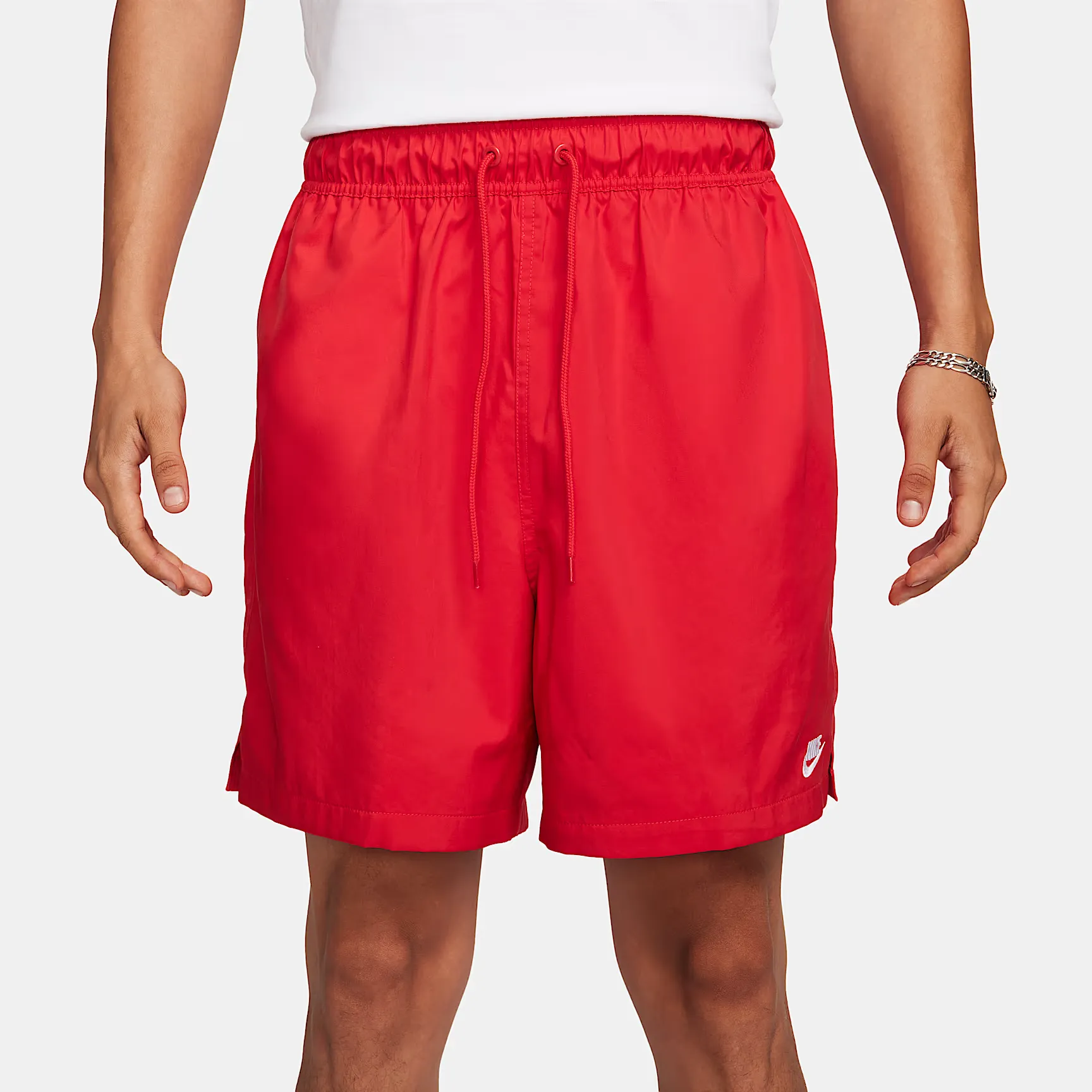 000000_Nike-Club-Woven-Flow-Shorts_University-Red-White_FN3307-657_img1