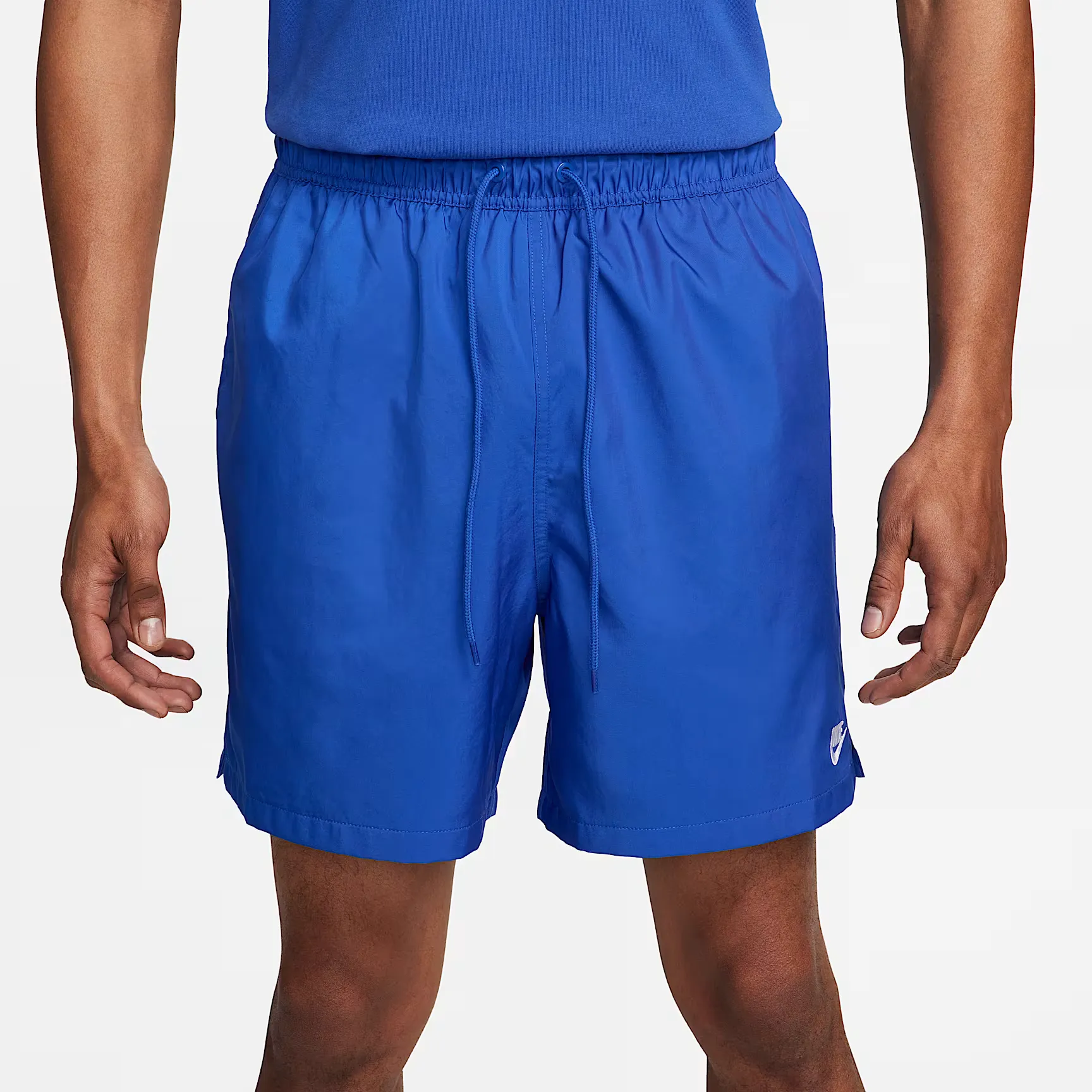 000000_Nike-Club-Flow-Woven-Short_Game-Royal-White_FN3307-480_img1