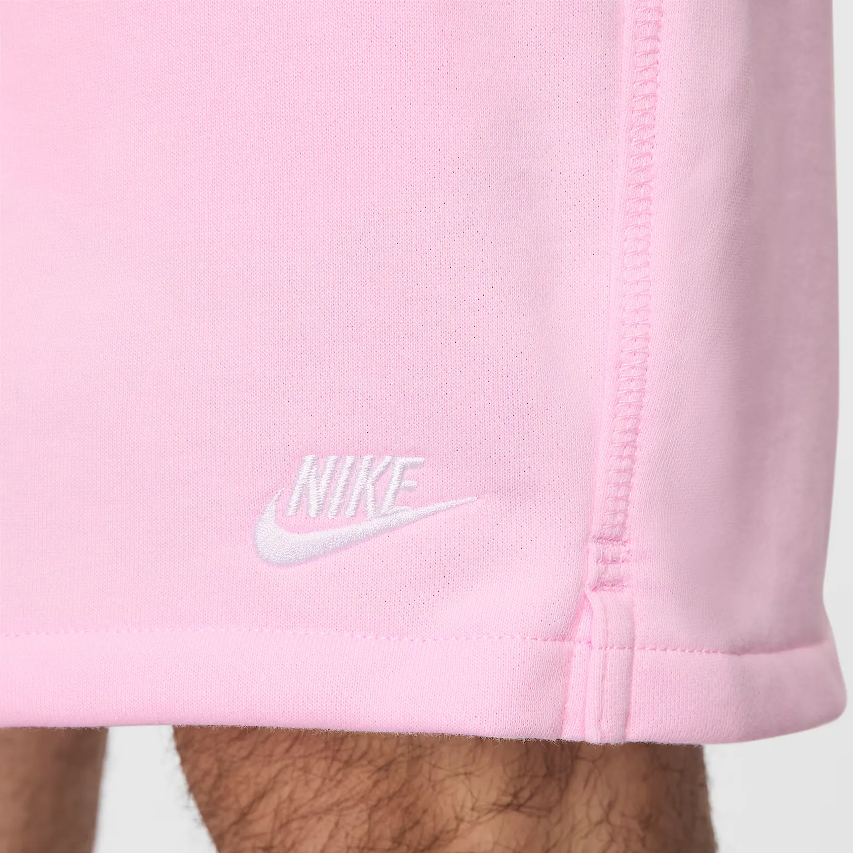 000000_Nike-Sportswear-Club-Fleece-Short_Pink-Foam-White_FN3520-663_img4