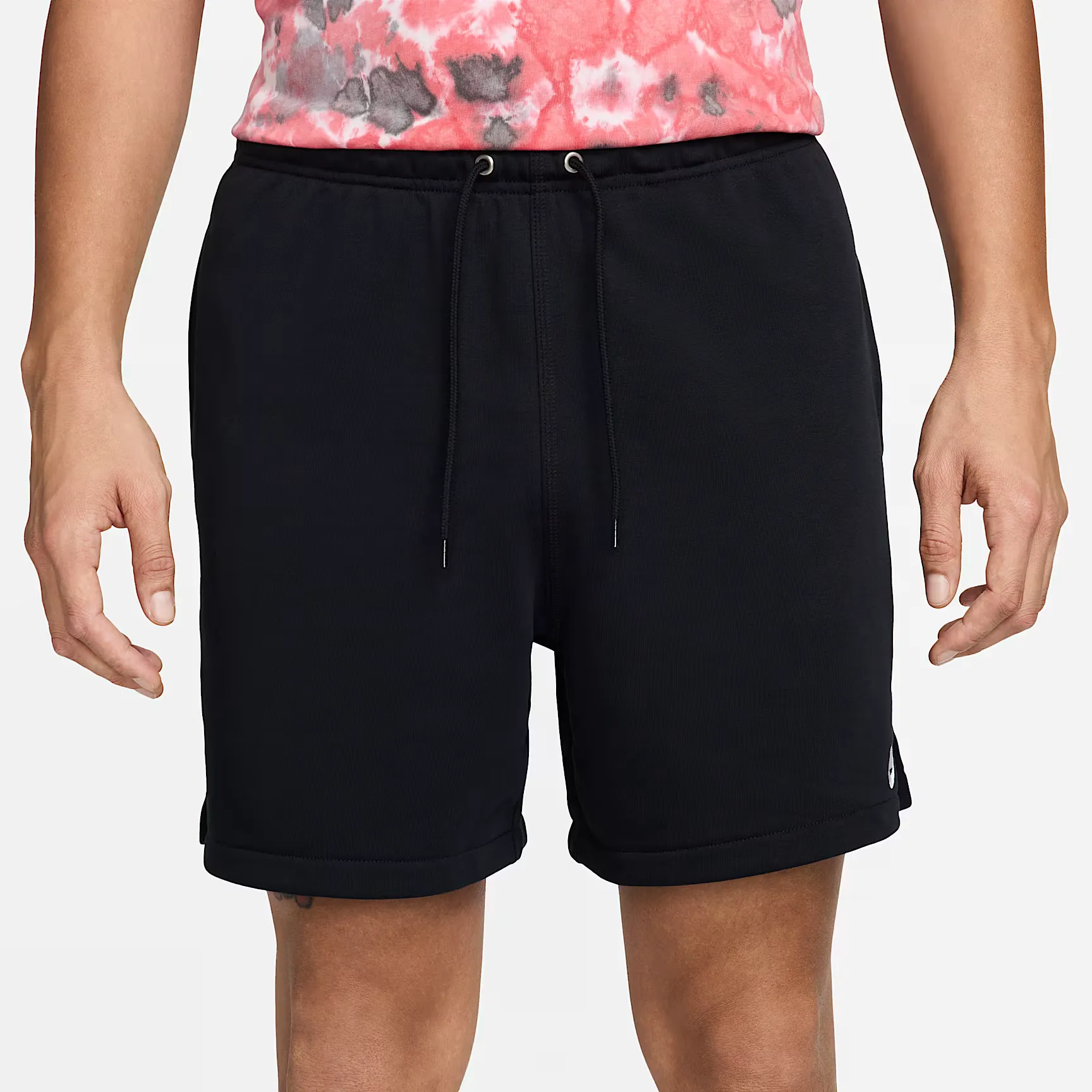 000000_Nike-Club-Flow-Fleece-Short_Black_FN3520-010_img1