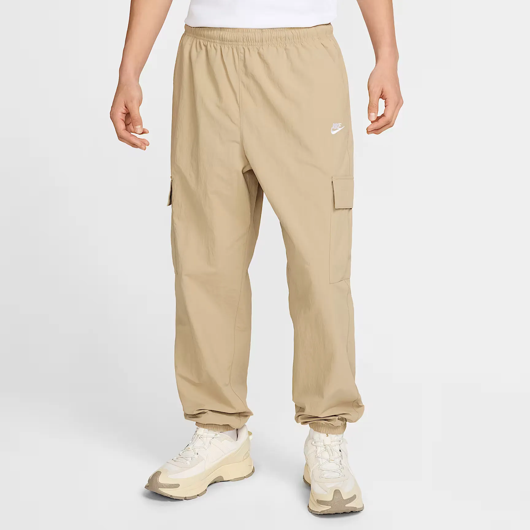 000000_Nike-Sportswear-Club-Woven-Cargo-Pants_Parachute-Beige-White_HJ1990-297_img0