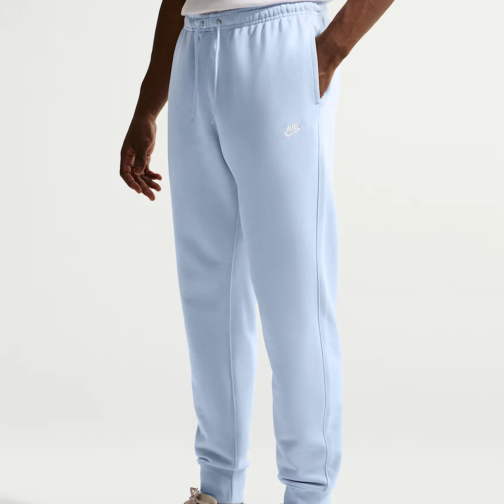 000000_Nike-Sportswear-Club-Fleece-Joggers_Hydrogen-Blue_FN3801-407_img1