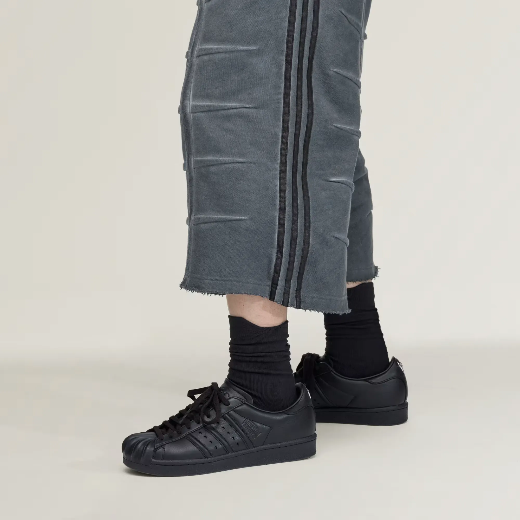 000000_Thug-Club-x-adidas-Track-Short_Black_KF6912_img7