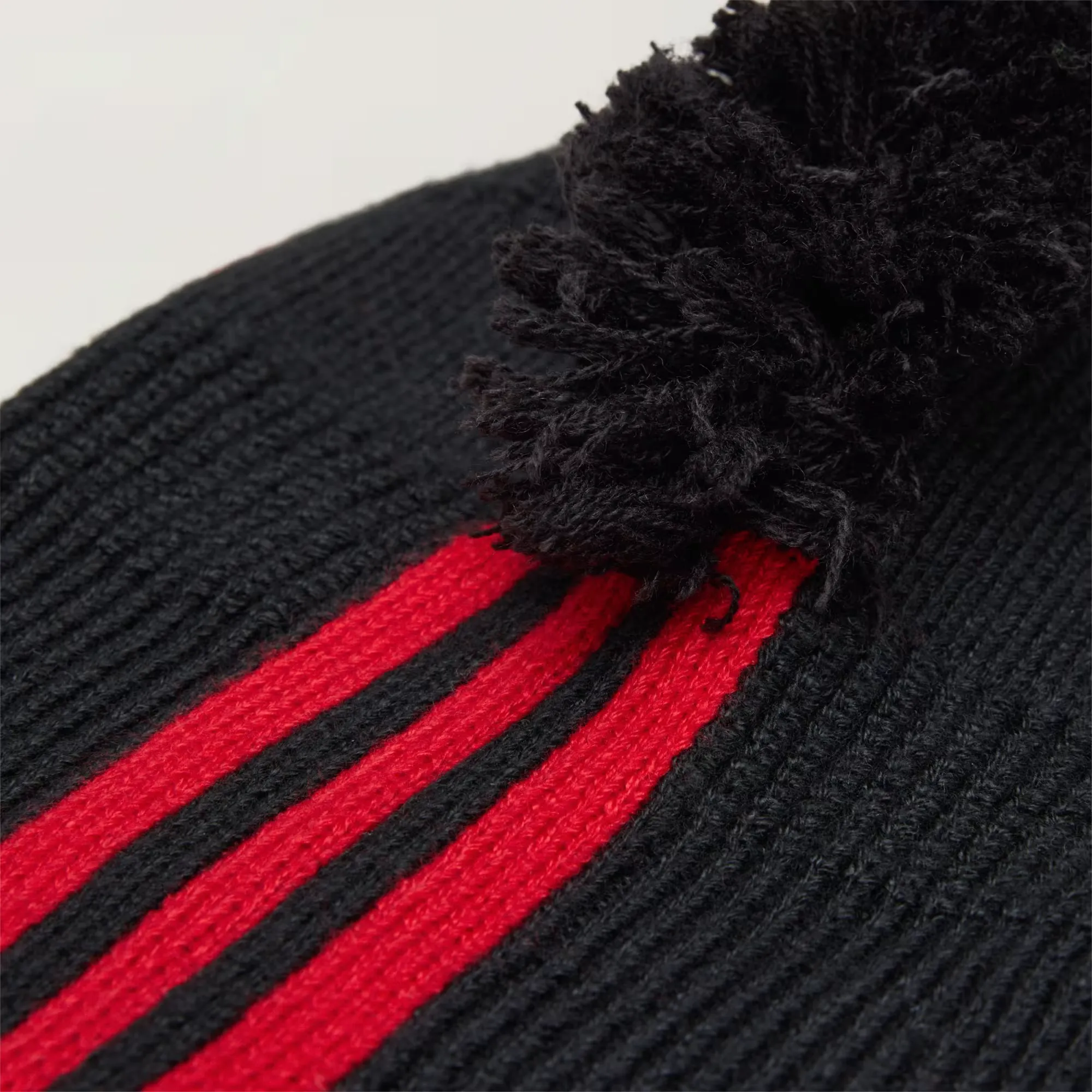 000000_adidas-x-Thug-Club-Fringed-Balaclava_Black-Red_KF0647_img2