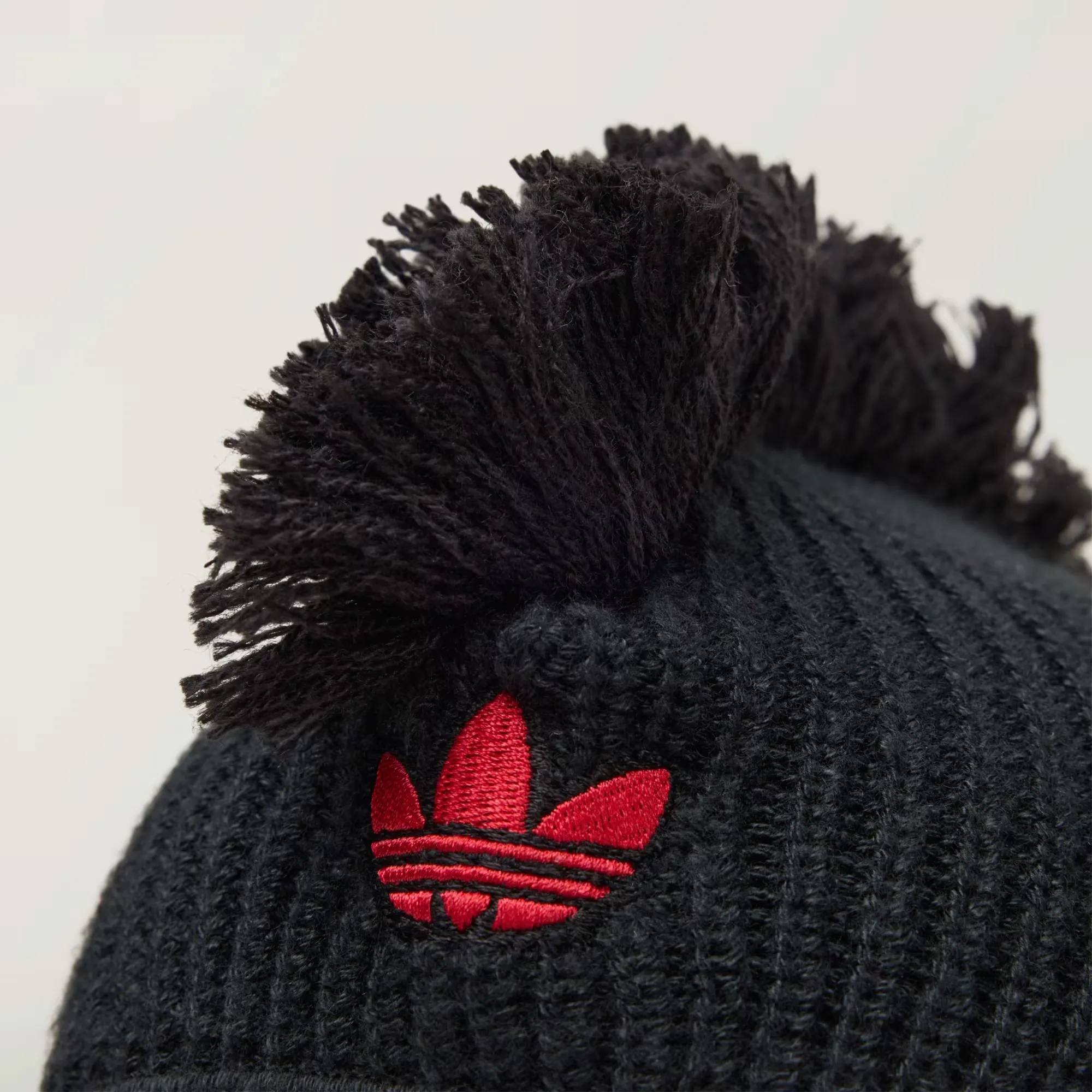 000000_adidas-x-Thug-Club-Fringed-Balaclava_Black-Red_KF0647_img3
