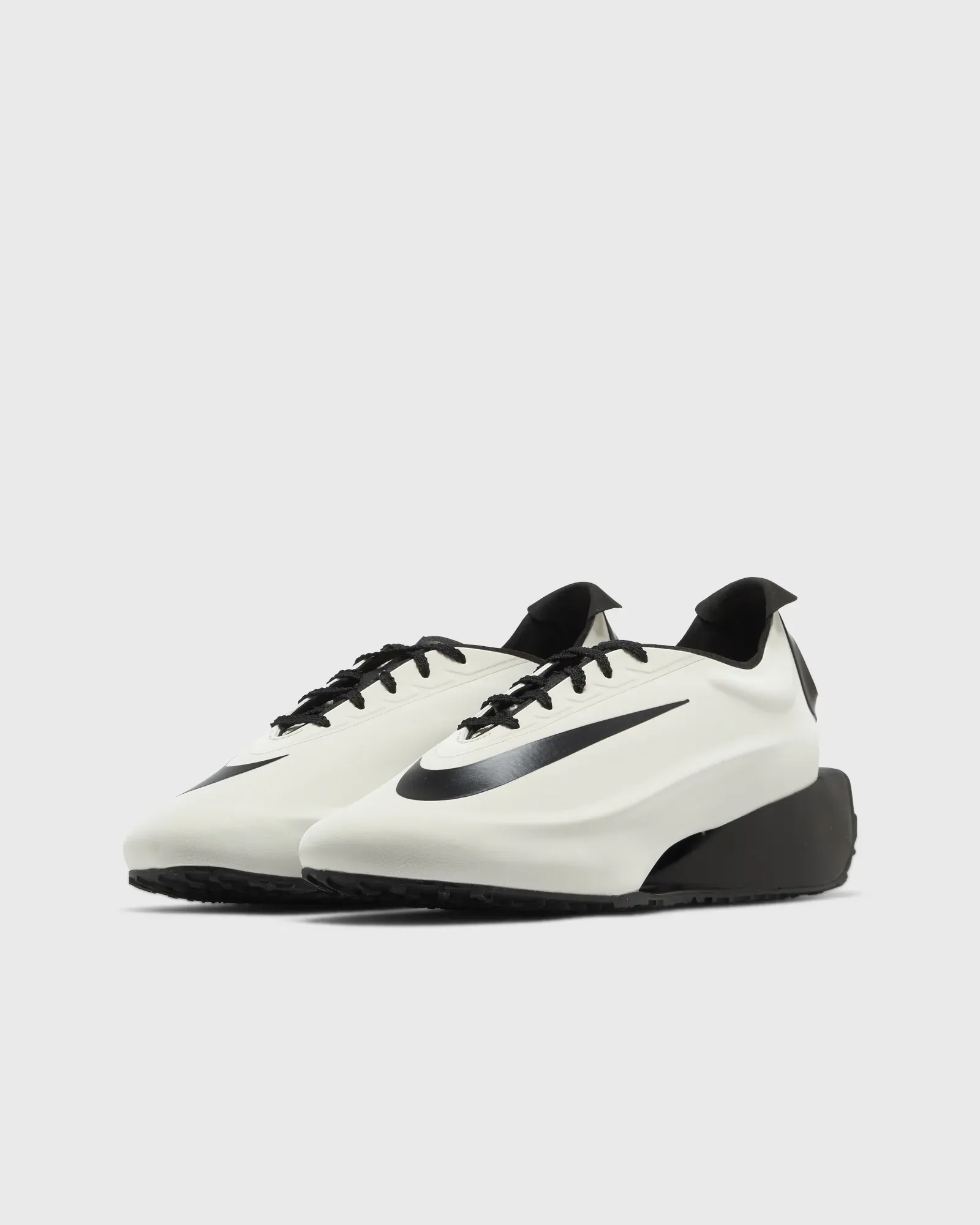 000000_Nike-WMNS-First-Sight-Noir_Light-Bone_HQ2409-003_img1