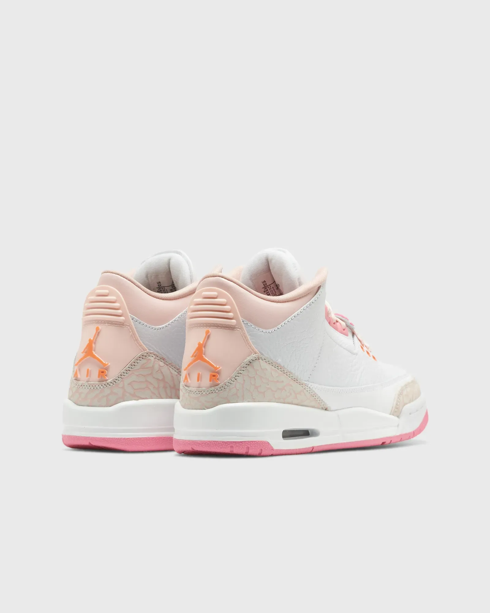 000000_Air-Jordan-3-Retro-GS_Spring-Flowers_II0599-600_img3