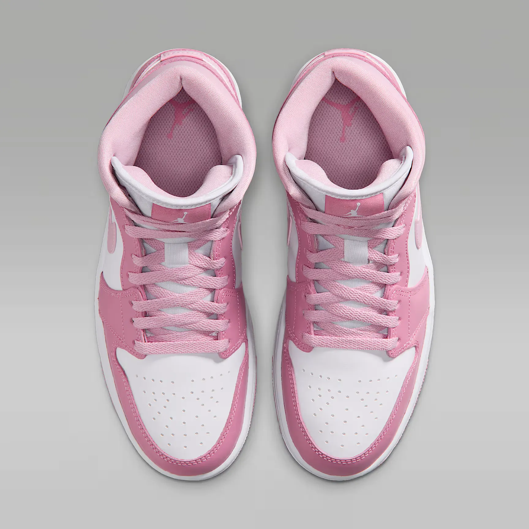 Air Jordan 1 Mid WMNS 