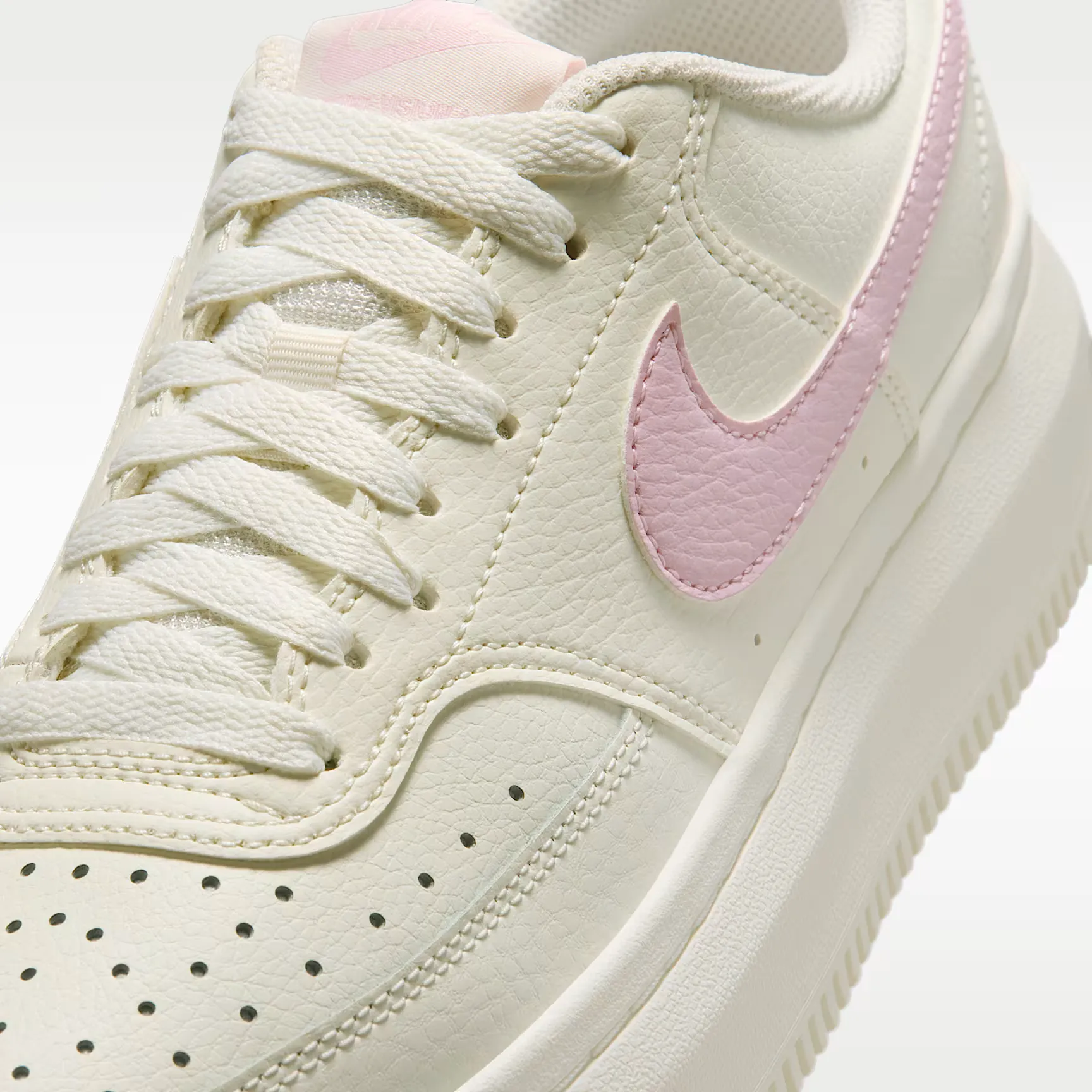 000000_Nike-Court-Vision-Alta-WMNS_Sail-Pink-Foam_DM0113-107_img6