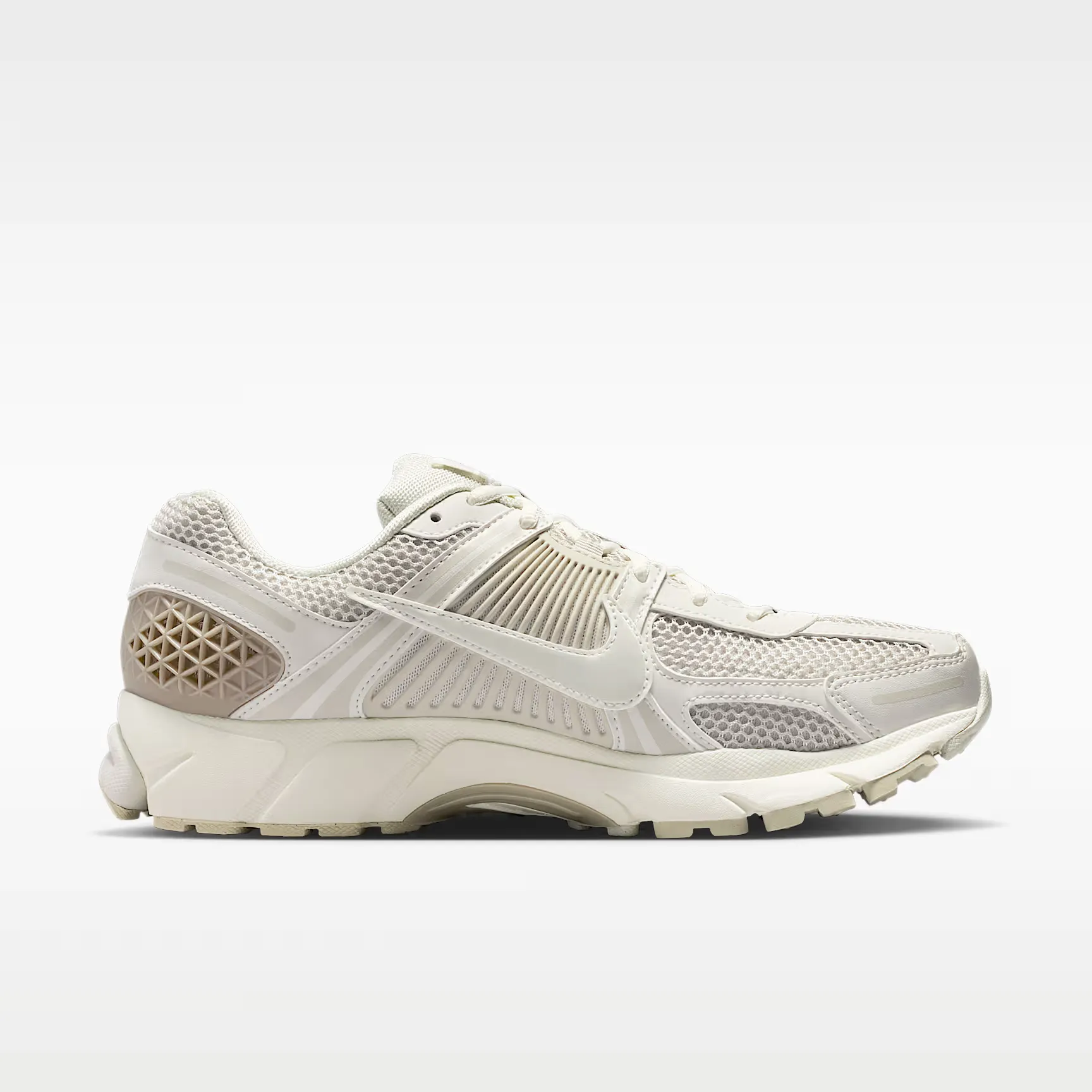 000000_Nike-Zoom-Vomero-5_Phantom-Cream_FB9149-006_img2
