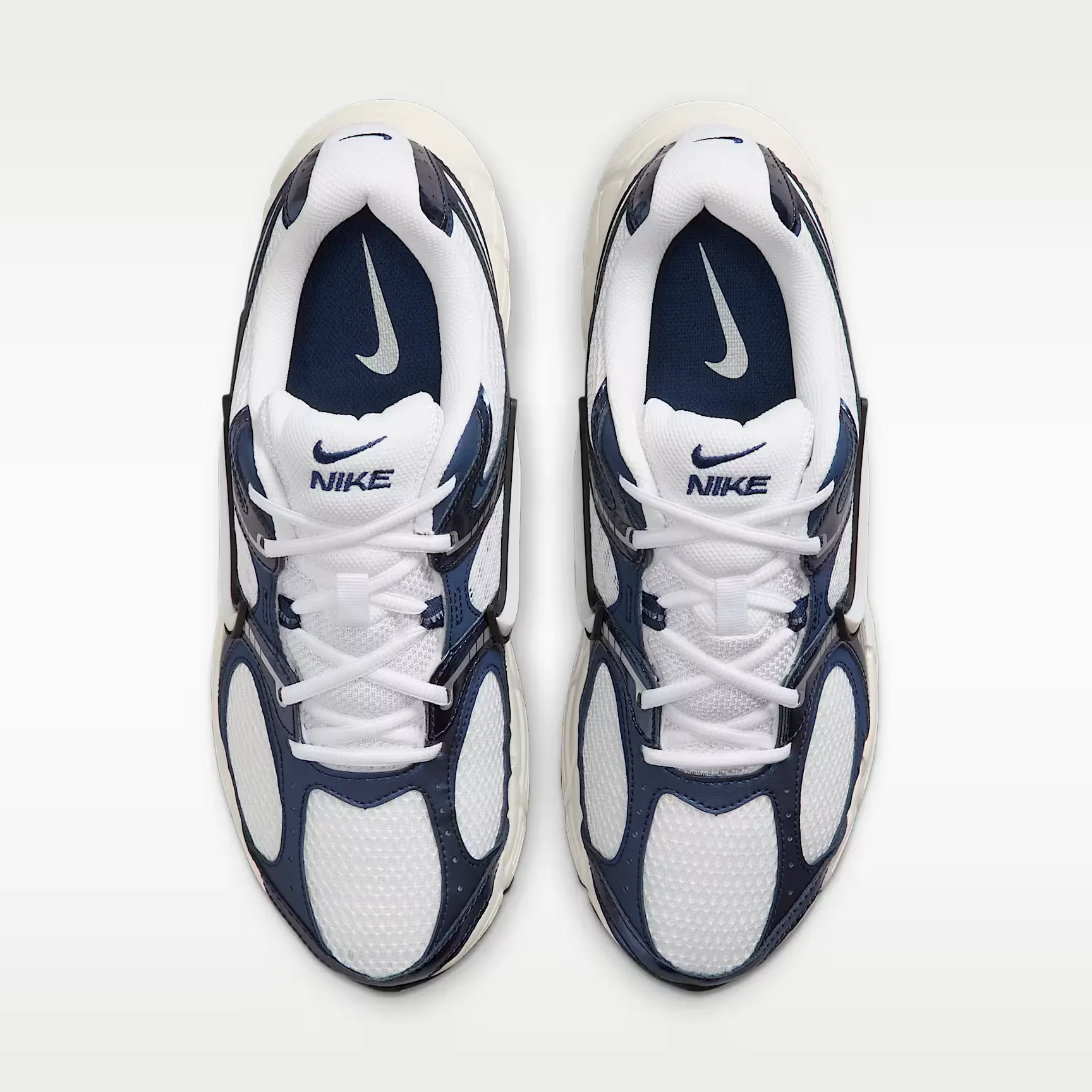 日本未発売限定モデルNike ウォームアップウェア ホワイト/ネイビー Nike V5 RNR 