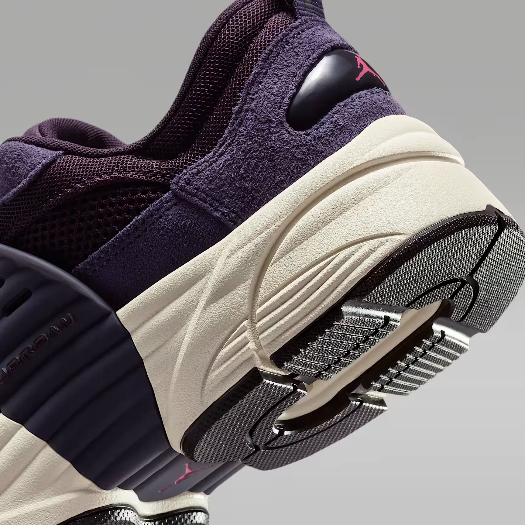 000000_Jordan-Trunner-OS_Burgundy-Ash_IB3722-601_img7