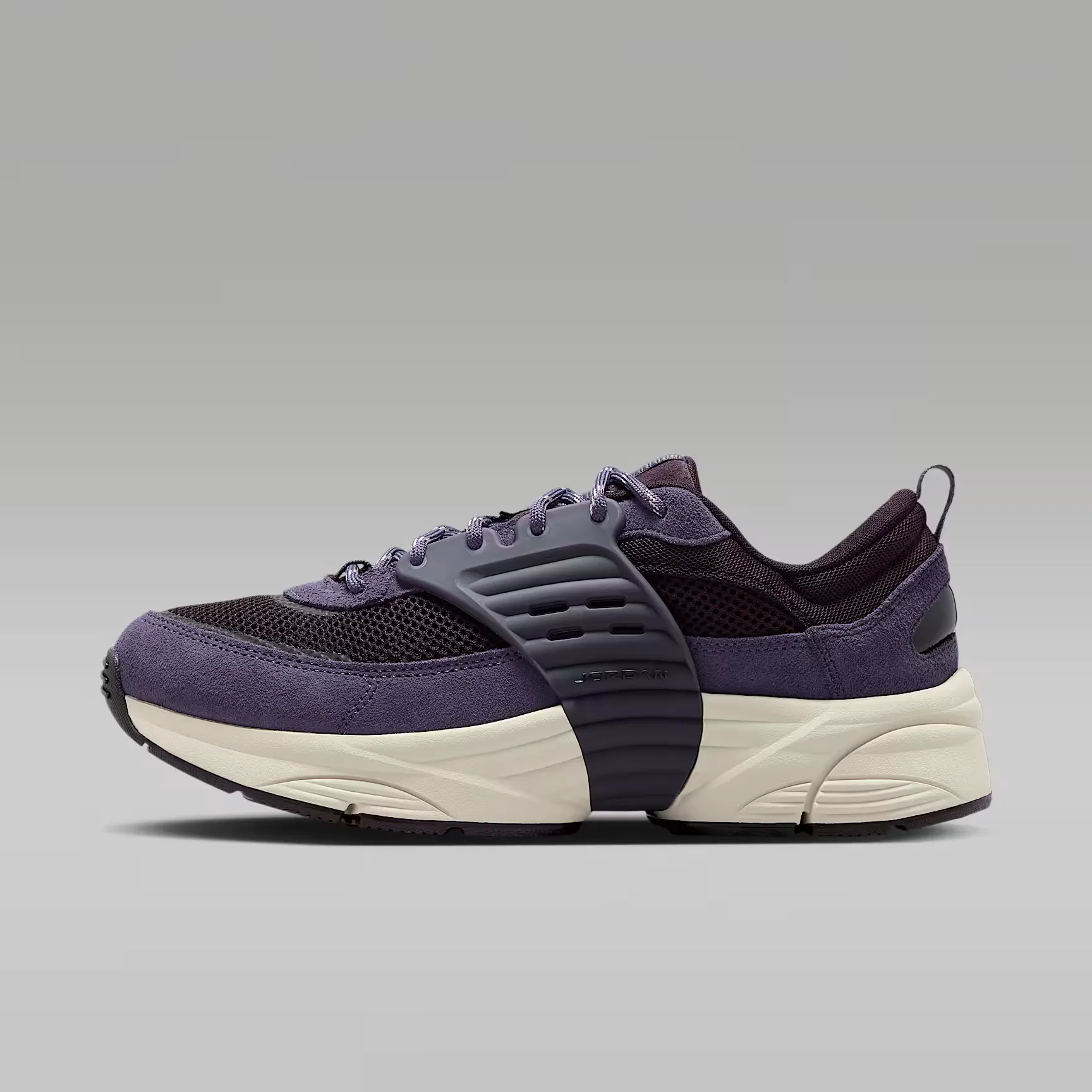 000000_Jordan-Trunner-OS_Burgundy-Ash_IB3722-601_img0