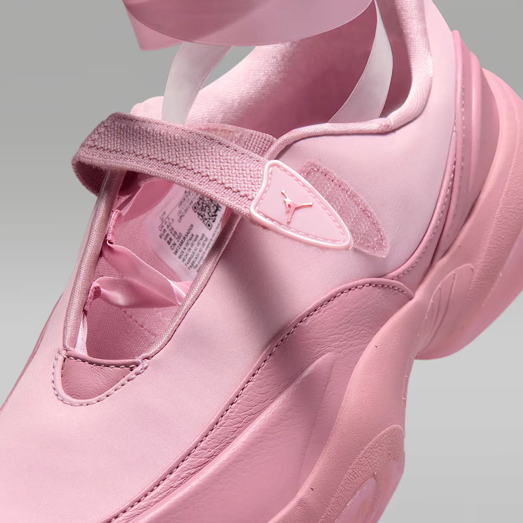 000000_Jordan-Pointe-WMNS_Elemental-Pink_IB8597-607_img6